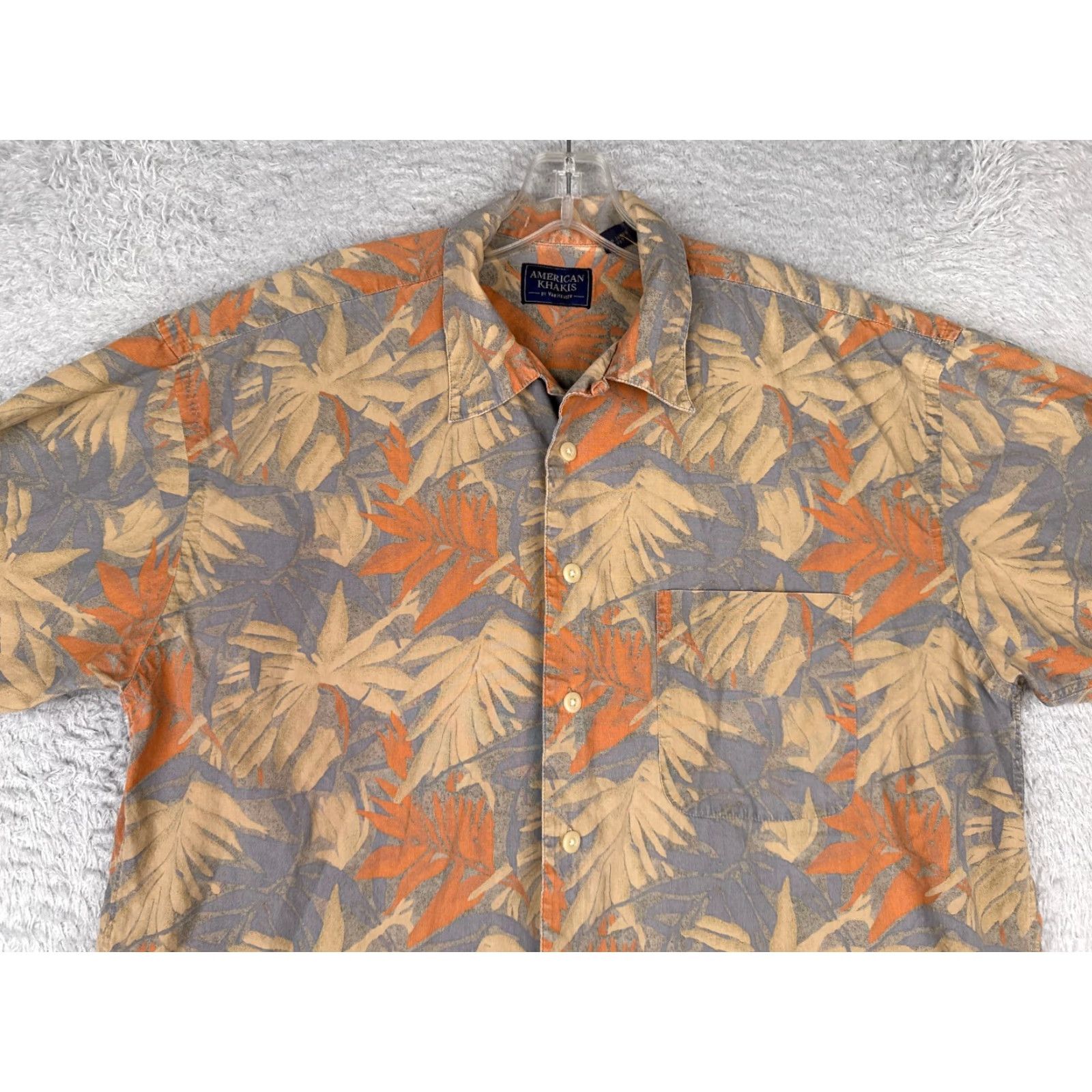 Van Heusen Van Heusen Shirt Men's Gray Floral Leaf 100% Cotton Hawaiian Button-Up Short Sleeve - Adult Medium Size US M / EU 48-50 / 2 - 4 Thumbnail
