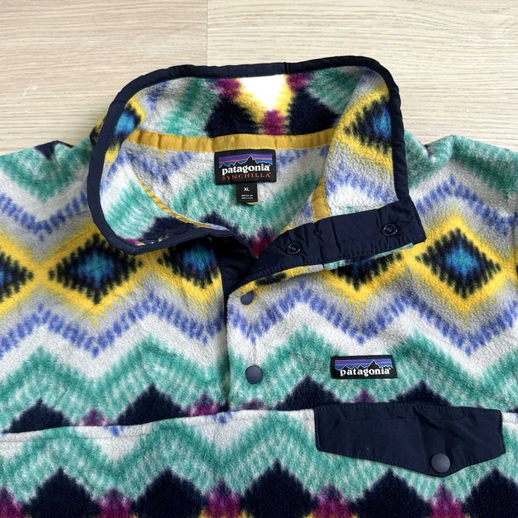 Patagonia Patagonia Sweater XL Womens Pattern Synchilla Snap Fleece Abstract Print Size XL / US 12-14 / IT 48-50 - 4 Thumbnail