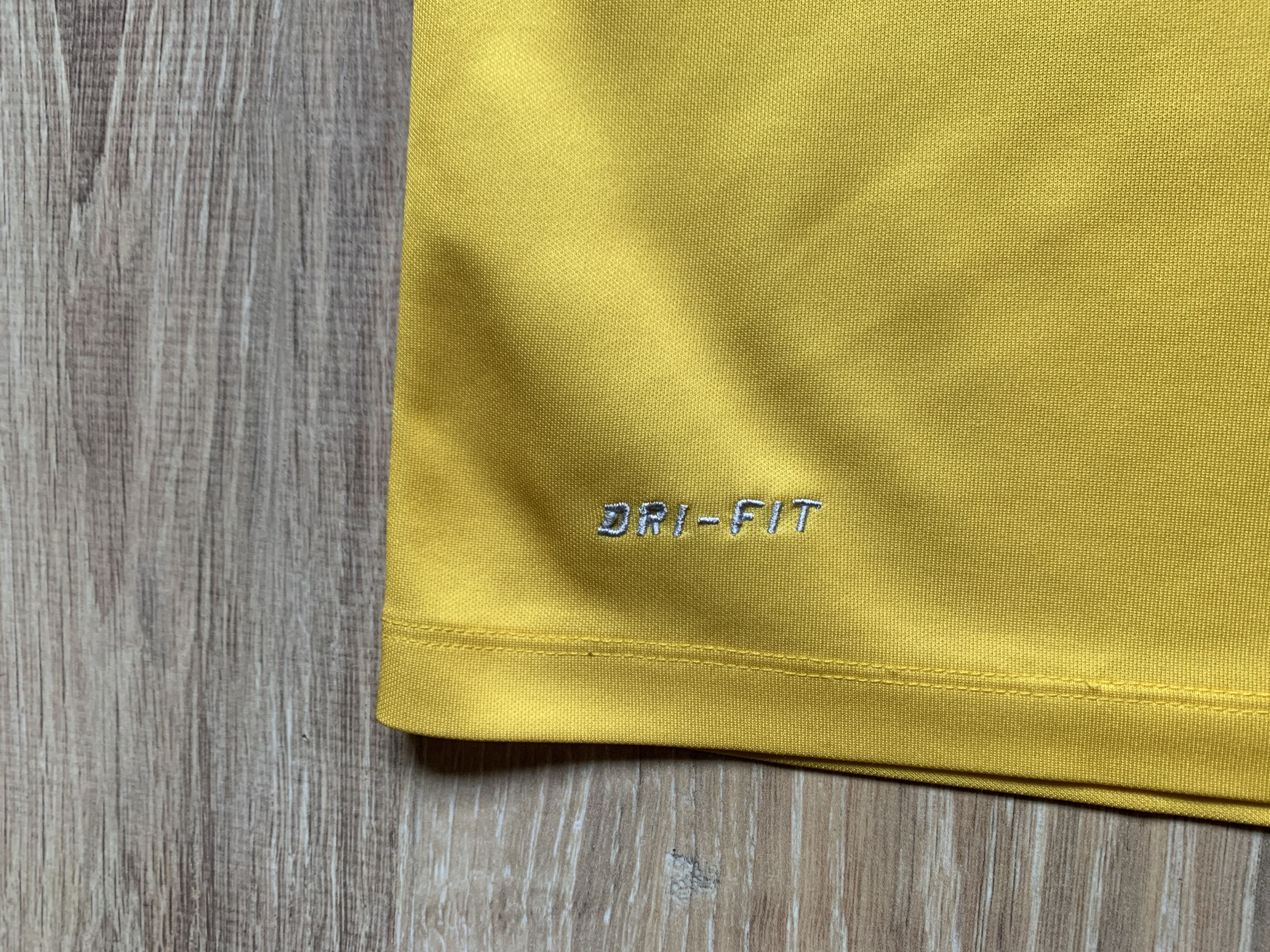 Nike × Vintage Vintage Nike Barcelona Basic Away Shirt 2012-2013 Size US M / EU 48-50 / 2 - 9 Thumbnail