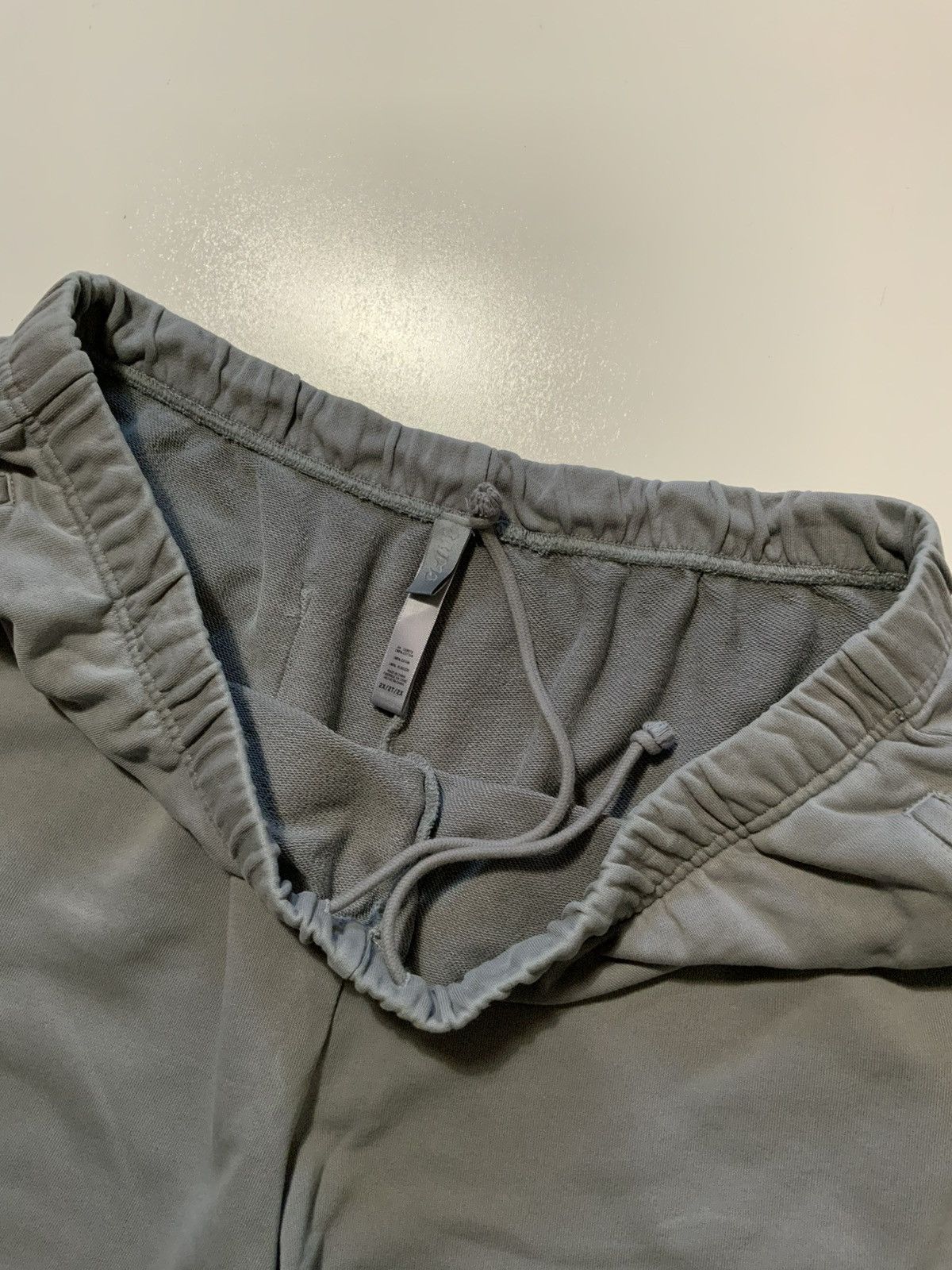 Other Skims Terry Fleece Pigment Dyed Gray 5” Inseam Sweat Shorts Size US 42 / EU 58 - 7 Thumbnail
