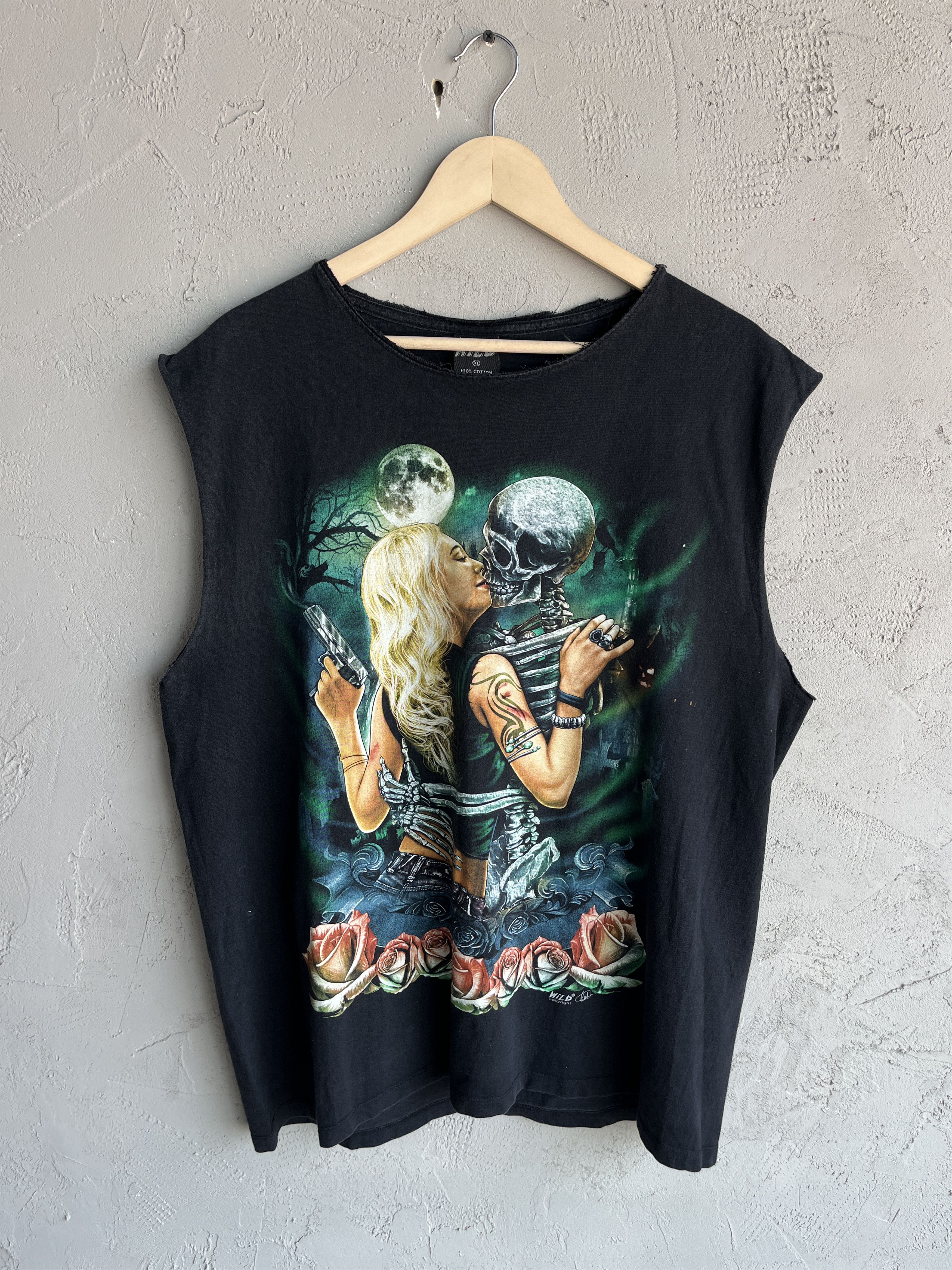 Japanese Brand × Vintage Vintage 90s Y2K Wild Girl Skull Roses Sleeveless T Shirt Size US XL / EU 56 / 4 - 1 Thumbnail