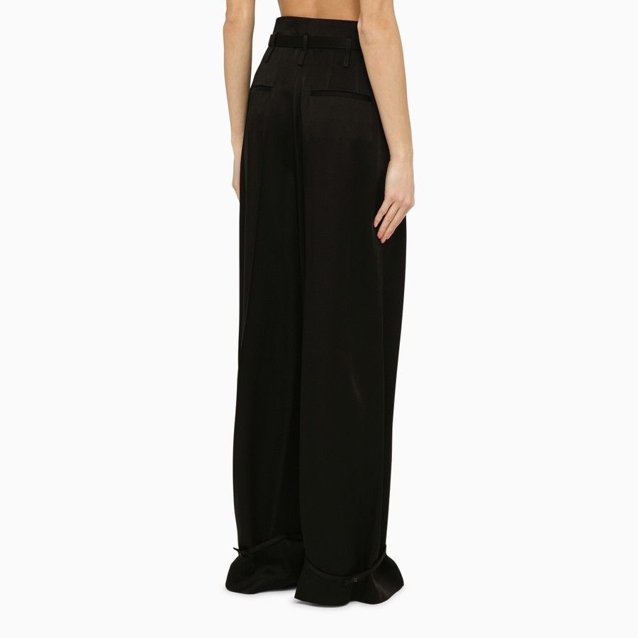 o1d2blof0824 Trousers With Belt in Black