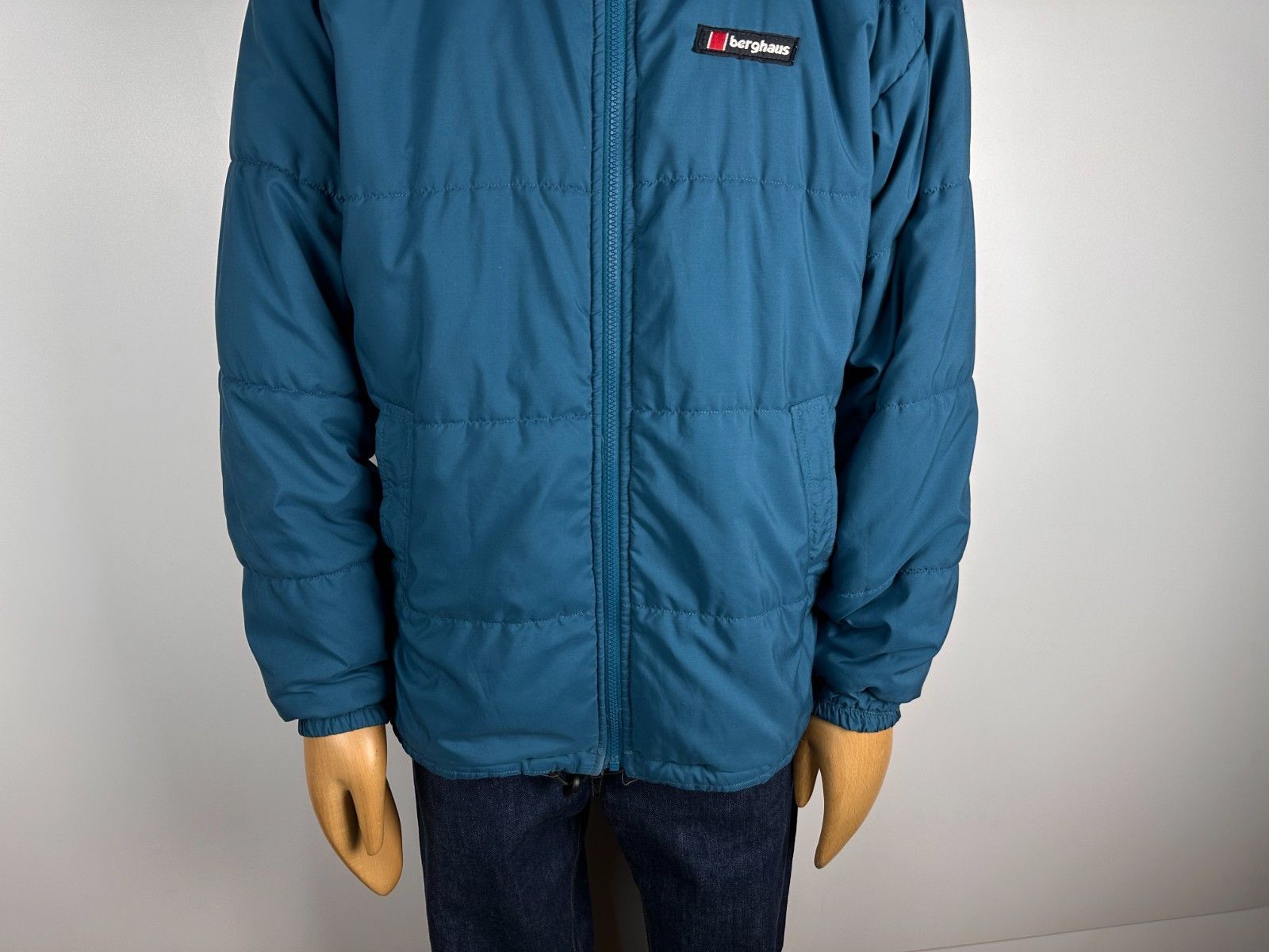Berghaus Berghaus Vintage Insulated Warm Jacket Blue Mens Size L Size US L / EU 52-54 / 3 - 3 Thumbnail