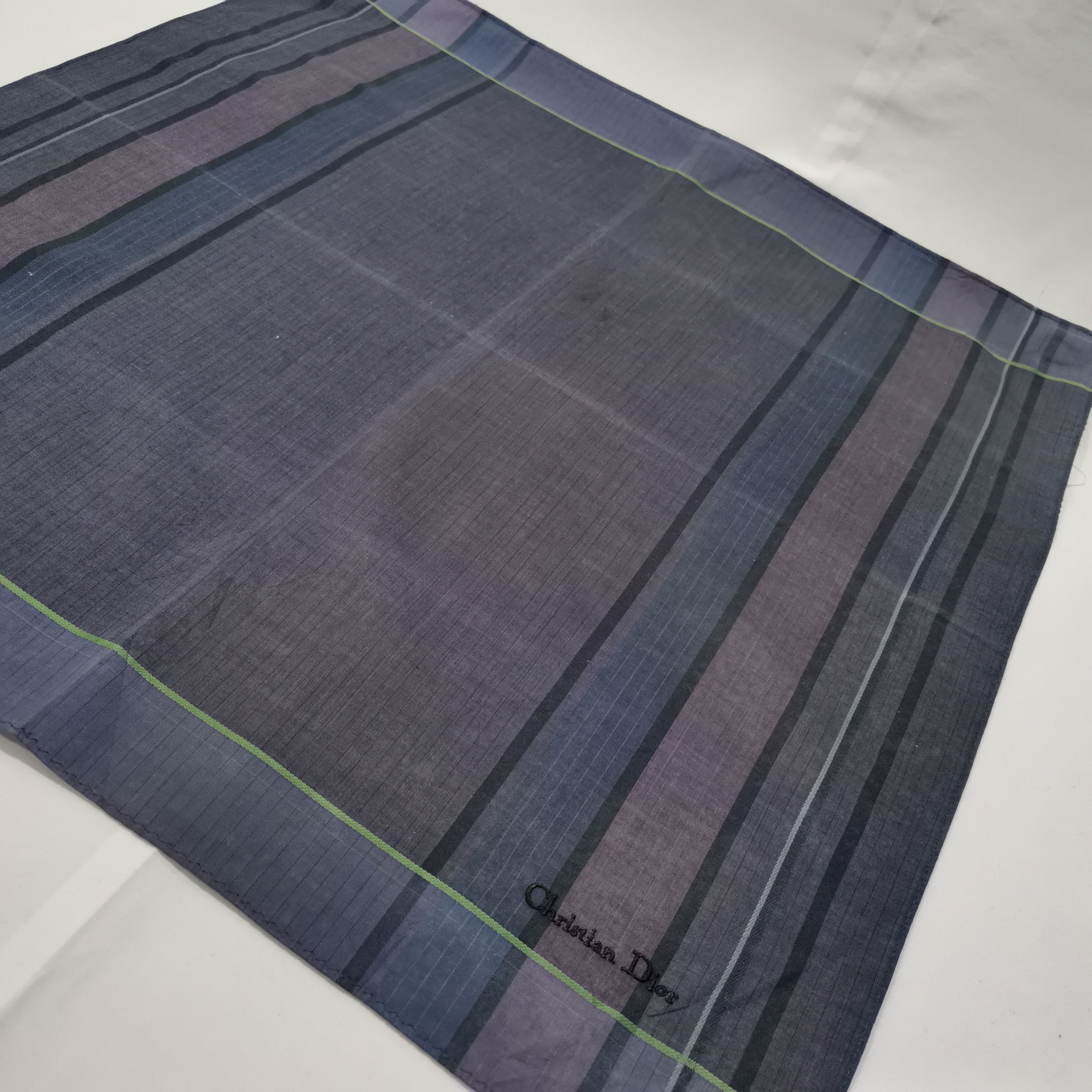 Christian Dior Monsieur CHRISTIAN DIOR HANDKERCHIEF/ NECKERCHIEF/ BANDANA/ SCARF Size ONE SIZE - 6 Thumbnail