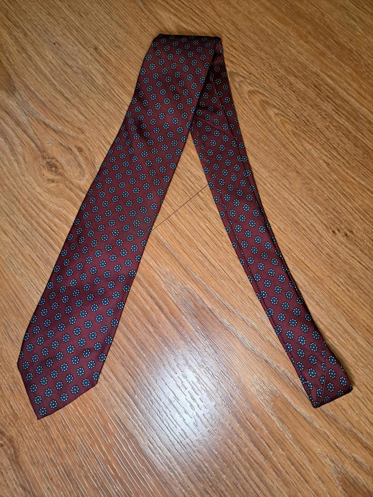 Robert Talbott VINTAGE Robert Talbott Silk Tie Burgundy Floral Handmade Size ONE SIZE - 6 Thumbnail
