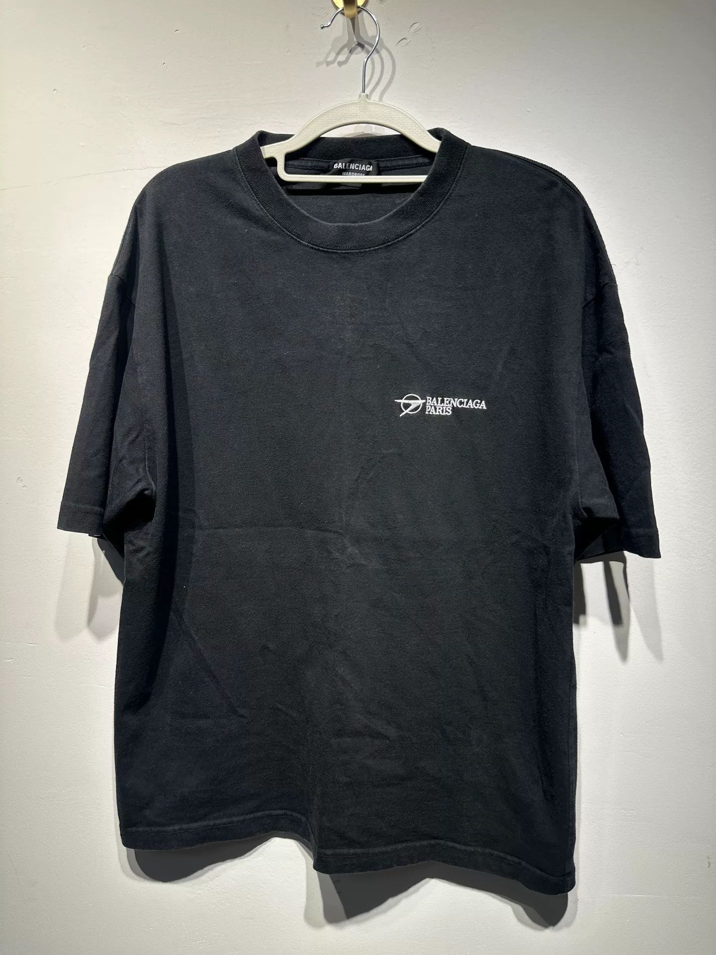 Balenciaga Balenciaga Printed Black T-Shirt S Men Size US S / EU 44-46 / 1 - 1 Thumbnail