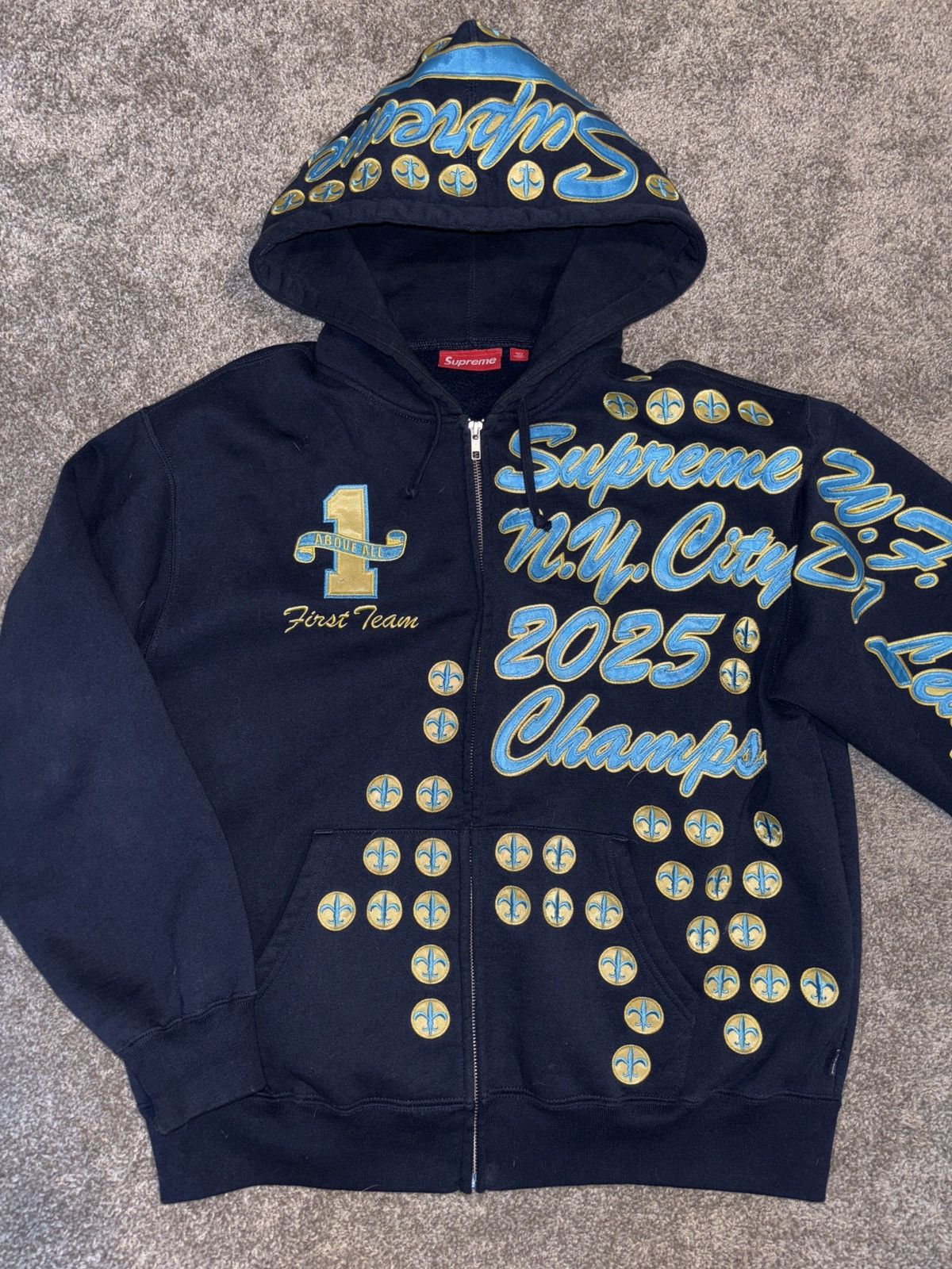 Supreme Supreme League Champs Zip Up Hooded Sweatshirt Size US M / EU 48-50 / 2 - 1 Thumbnail