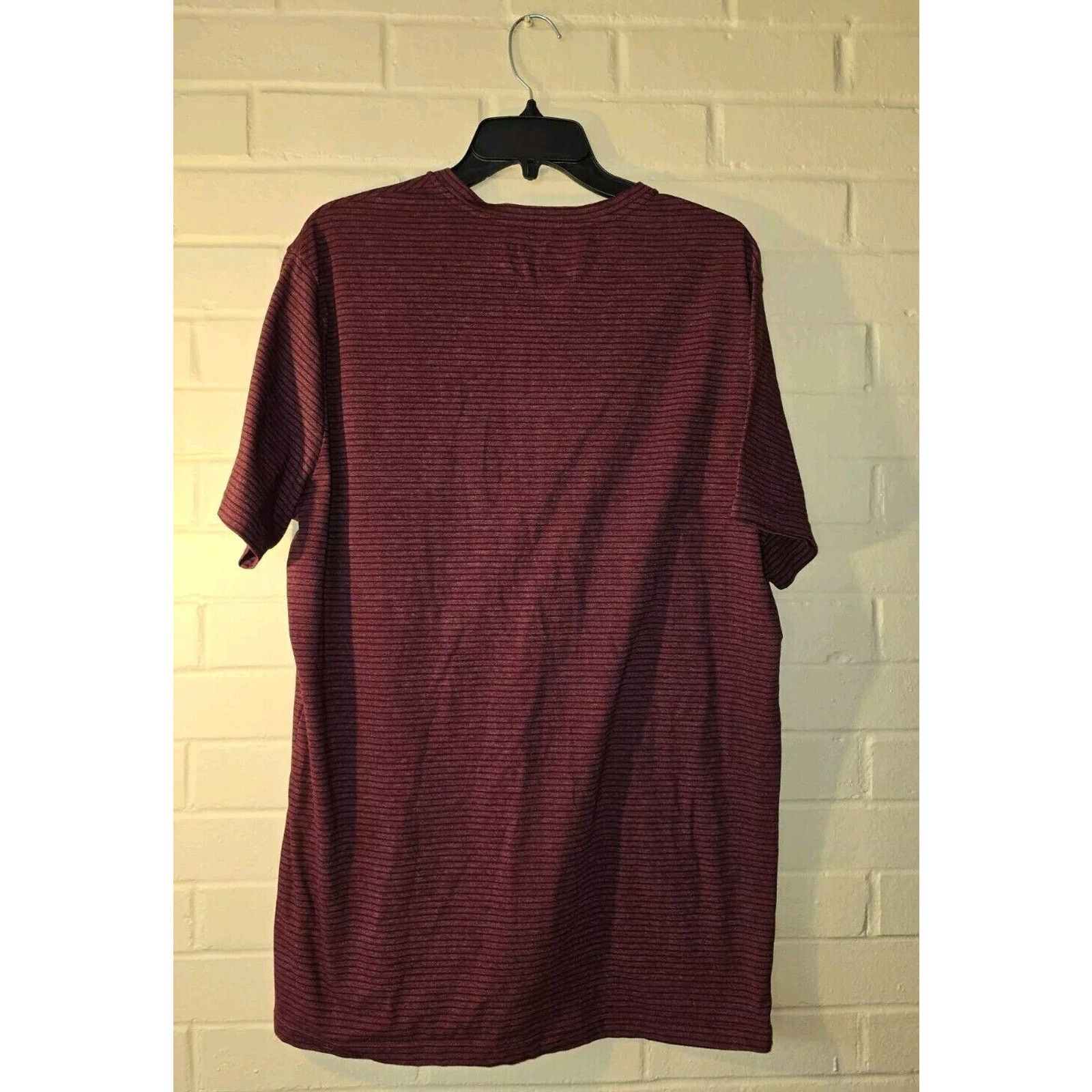 Columbia Columbia Maroon Striped Short Sleeve T Shirt Mens Size XL Size US XL / EU 56 / 4 - 4 Thumbnail