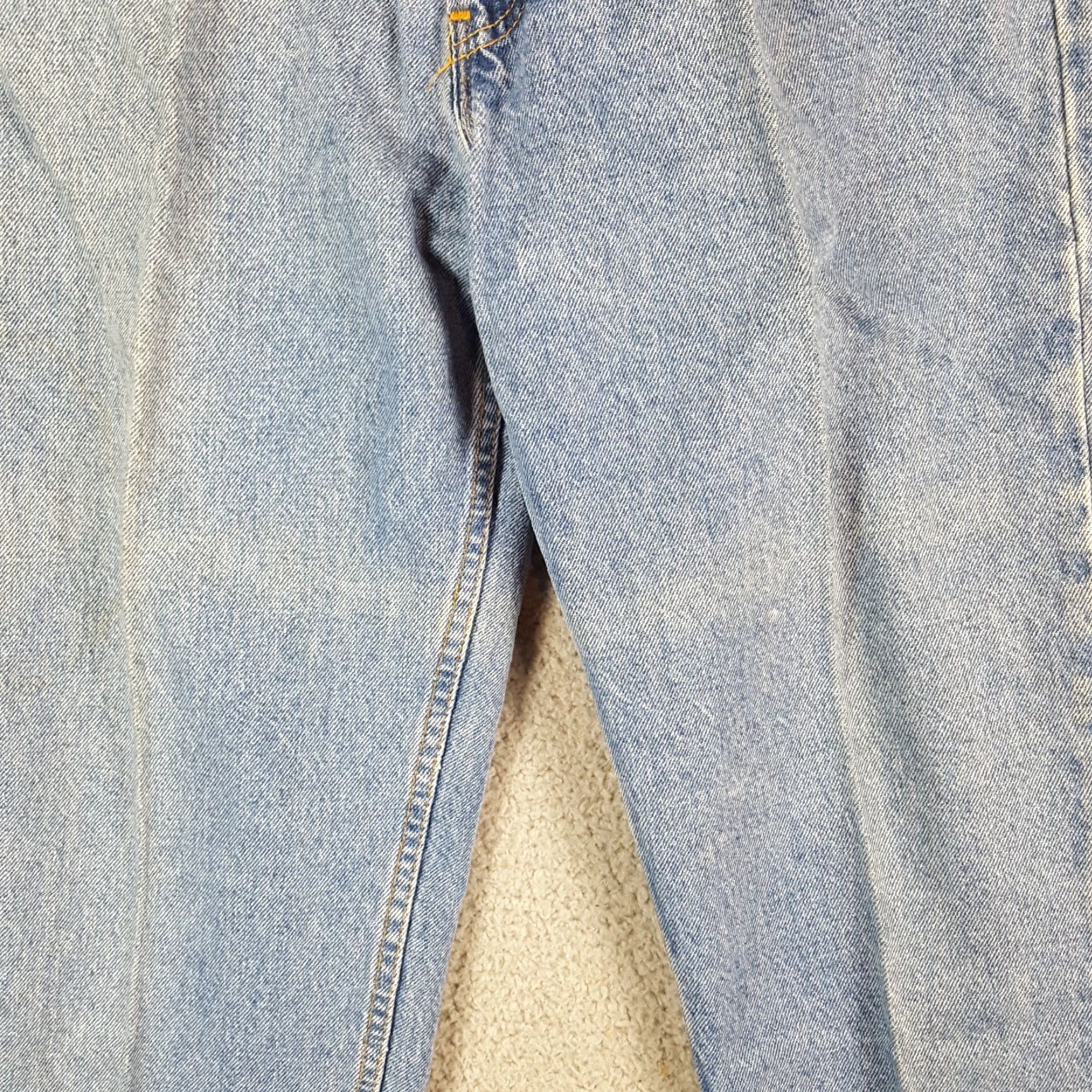 Levi's VINTAGE Levi's Denim Jeans Women Slim Tapered Size 10 Blue 80s 90s Bohemian Casual Retro Rock Y2K High Rise 31 Inseam 5-Pocket Design Pants Size 32" / US 10 / IT 46 - 3 Thumbnail