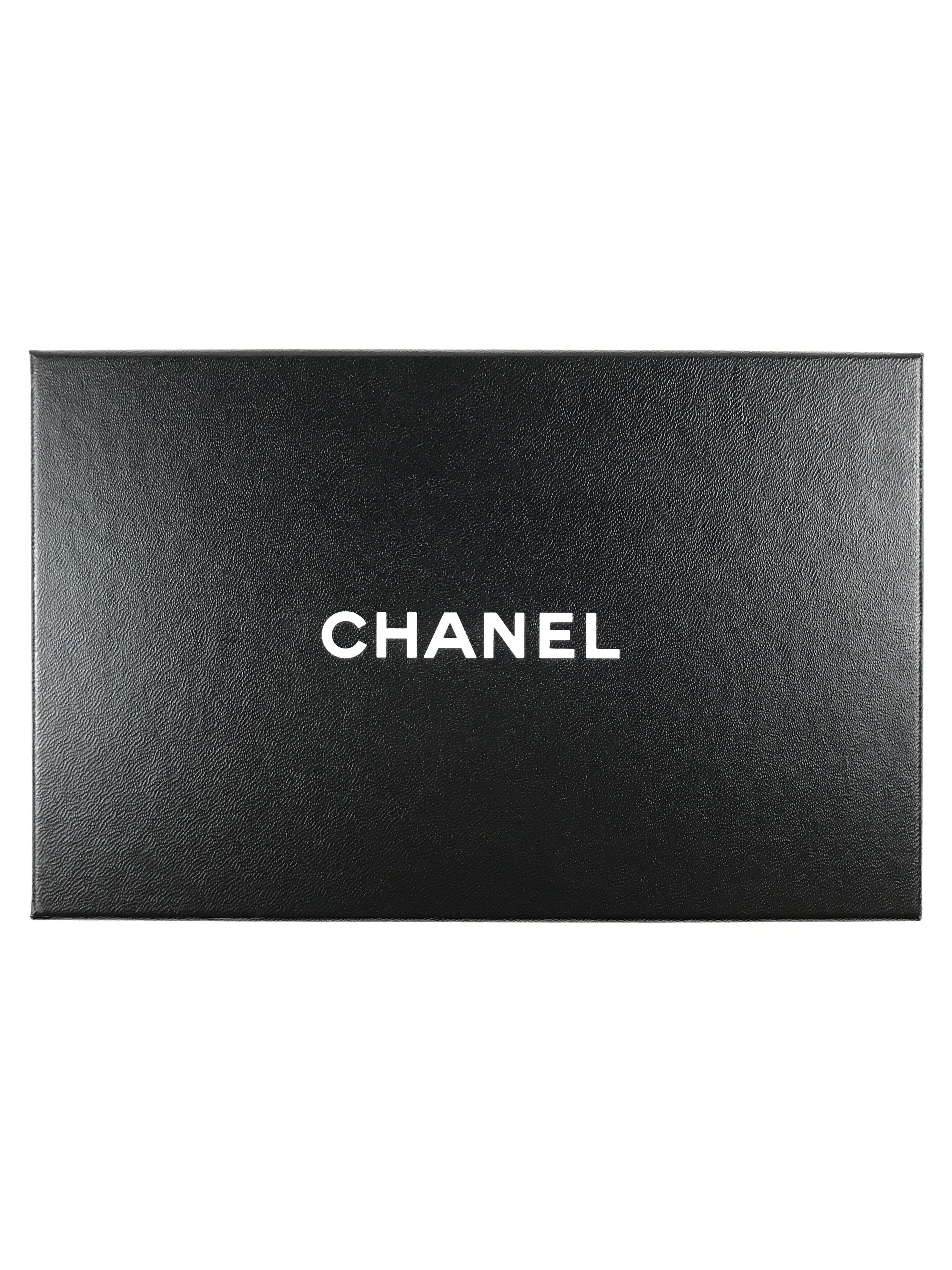 Chanel Chanel Black Caviar Leather CC Logo Bifold Wallet With Box Size ONE SIZE - 3 Thumbnail