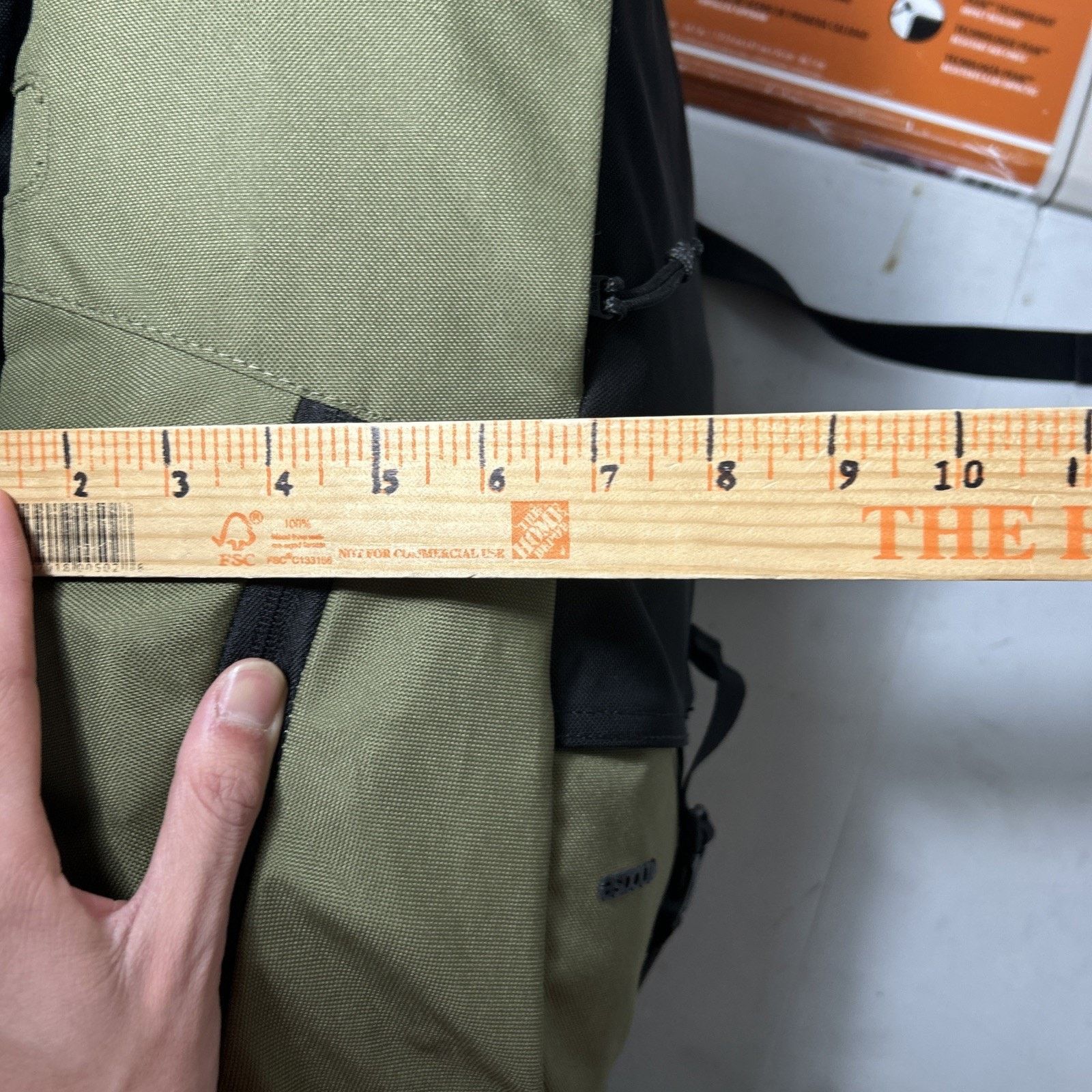 Incase Incase Cargo Backpack Medium Mesh Flap Green Journey 18" Size ONE SIZE - 13 Thumbnail