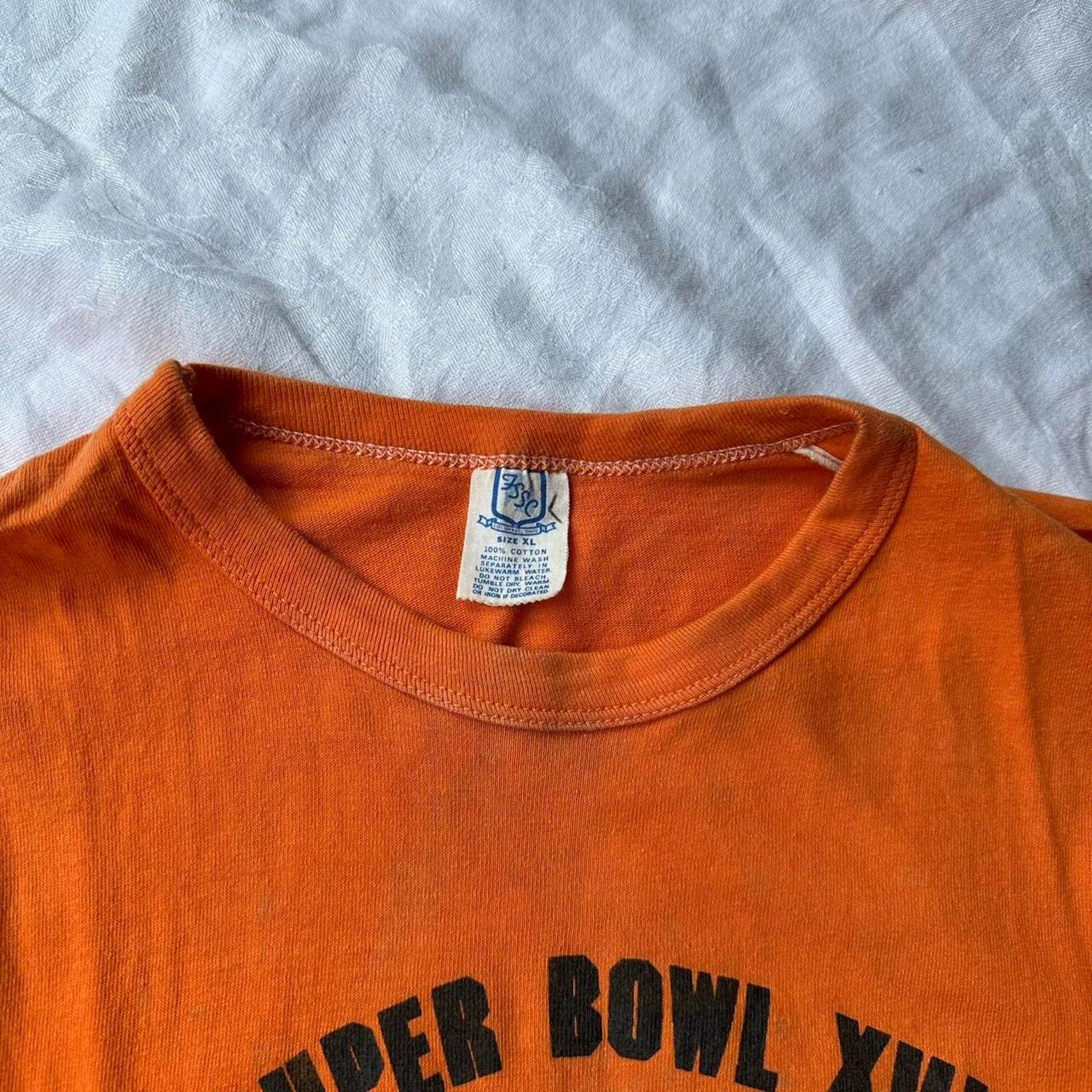 Vintage Vintage 1982 Detroit Super Bowl Football Silverdome Shirt Size US M / EU 48-50 / 2 - 7 Thumbnail