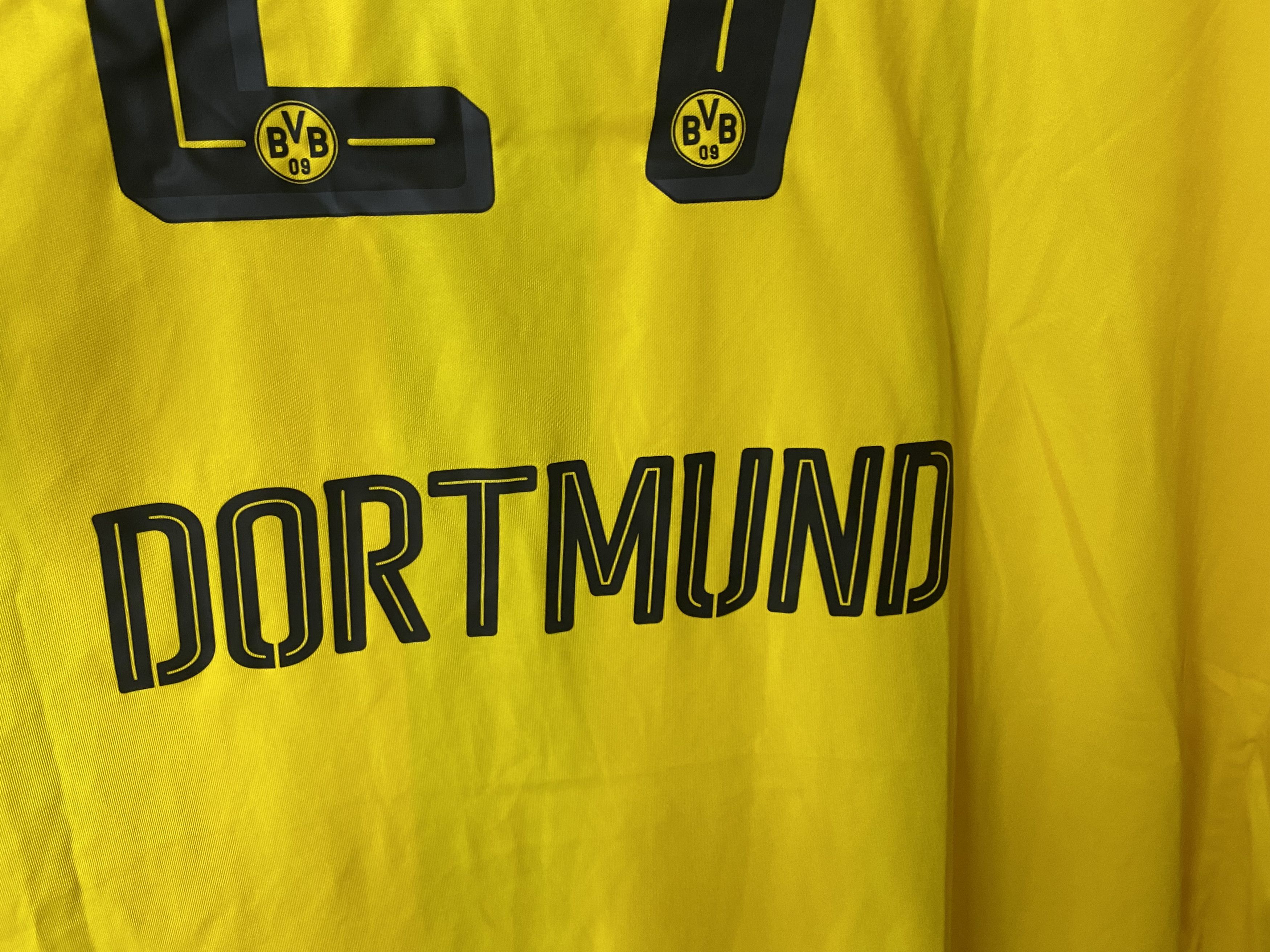 Puma CASTRO #27 BORUSSIA DORTMUND 2016 HOME FOOTBALL SHIRT SOCCER Size US XXL / EU 58 / 5 - 4 Thumbnail