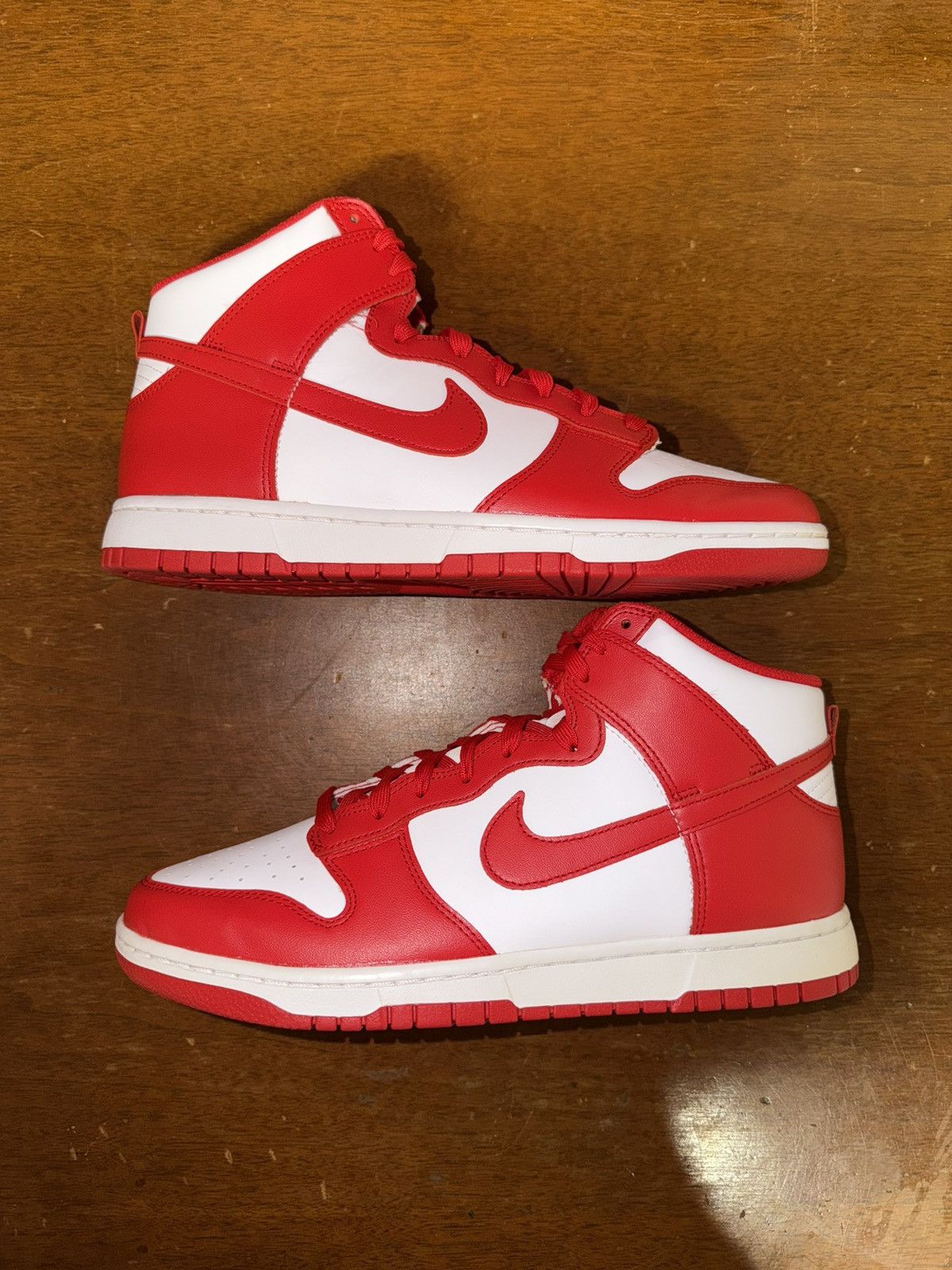 Nike Nike Dunk High Championship Red size 11 Size US 11 / EU 44 - 1 Thumbnail