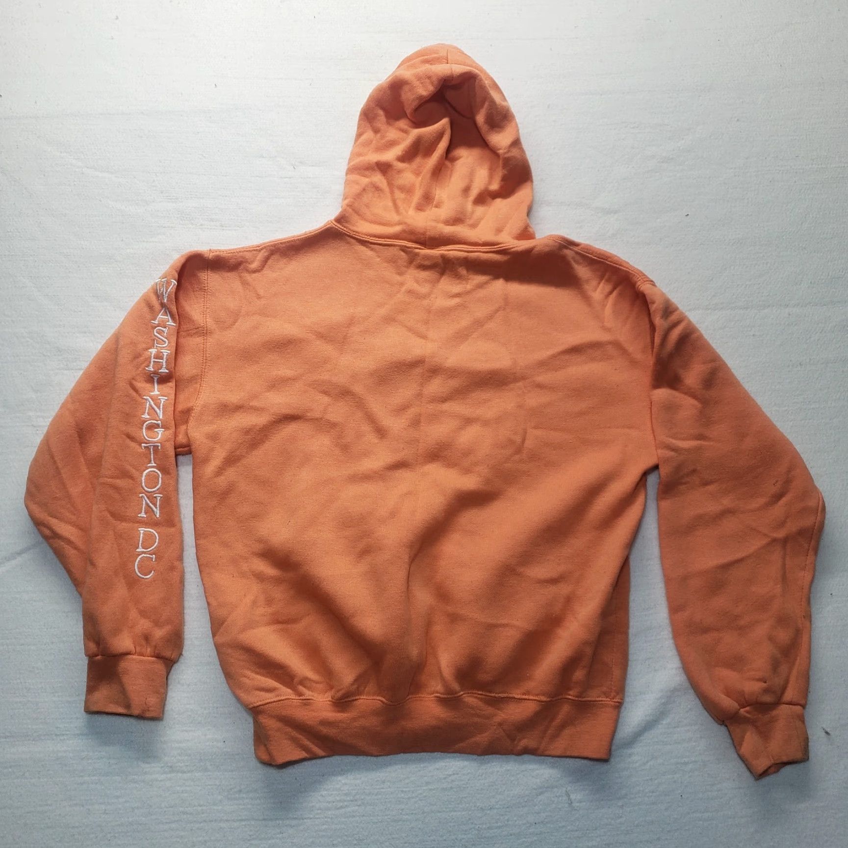 Logo 7 DC Hoodies Pullover Adult L Orange Logo Shirt Size US L / EU 52-54 / 3 - 7 Thumbnail