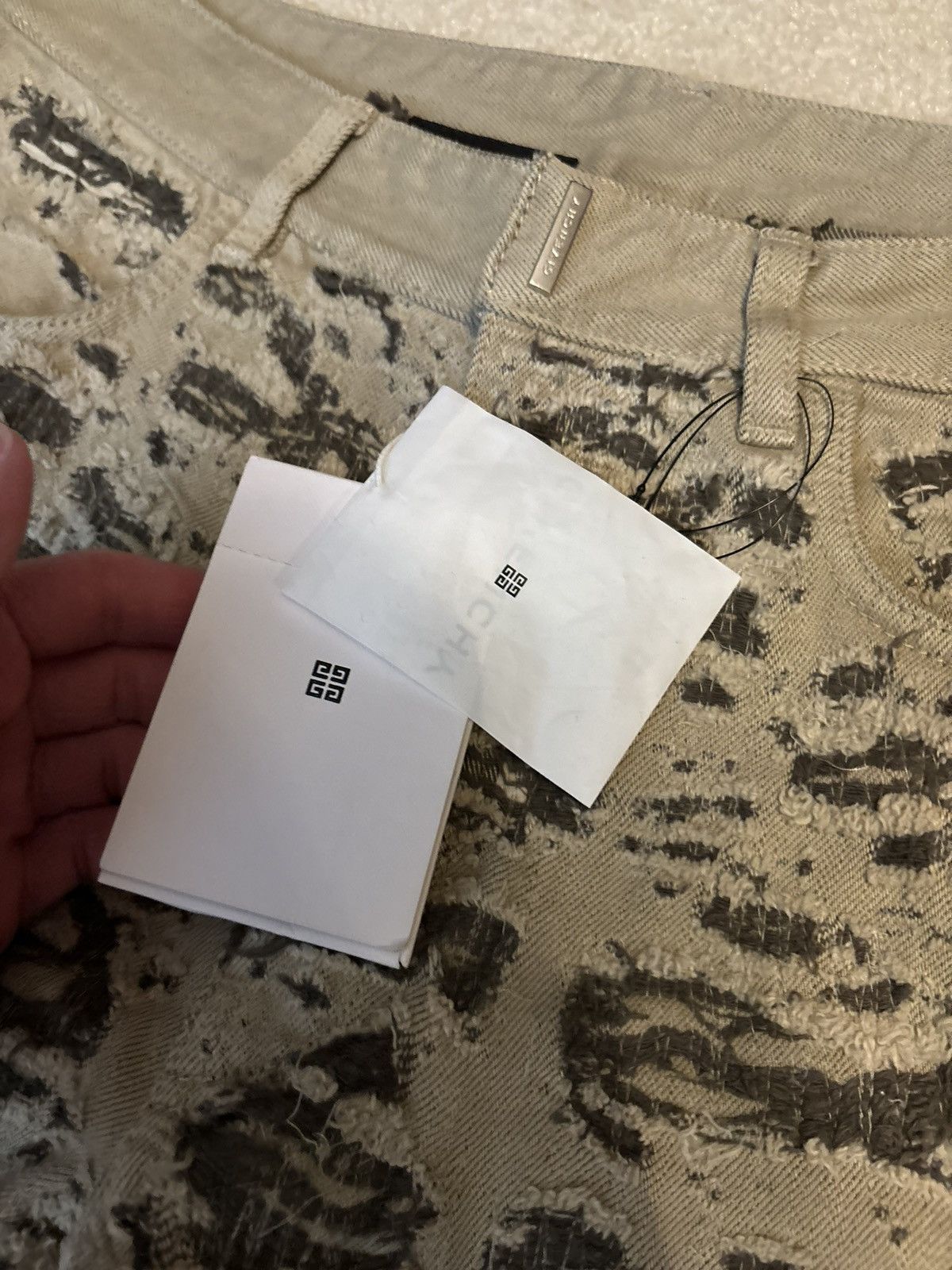 Givenchy Givenchy Distressed Camo Zipper Slim Fit Jeans Brown Beige Size US 30 / EU 46 - 4 Thumbnail