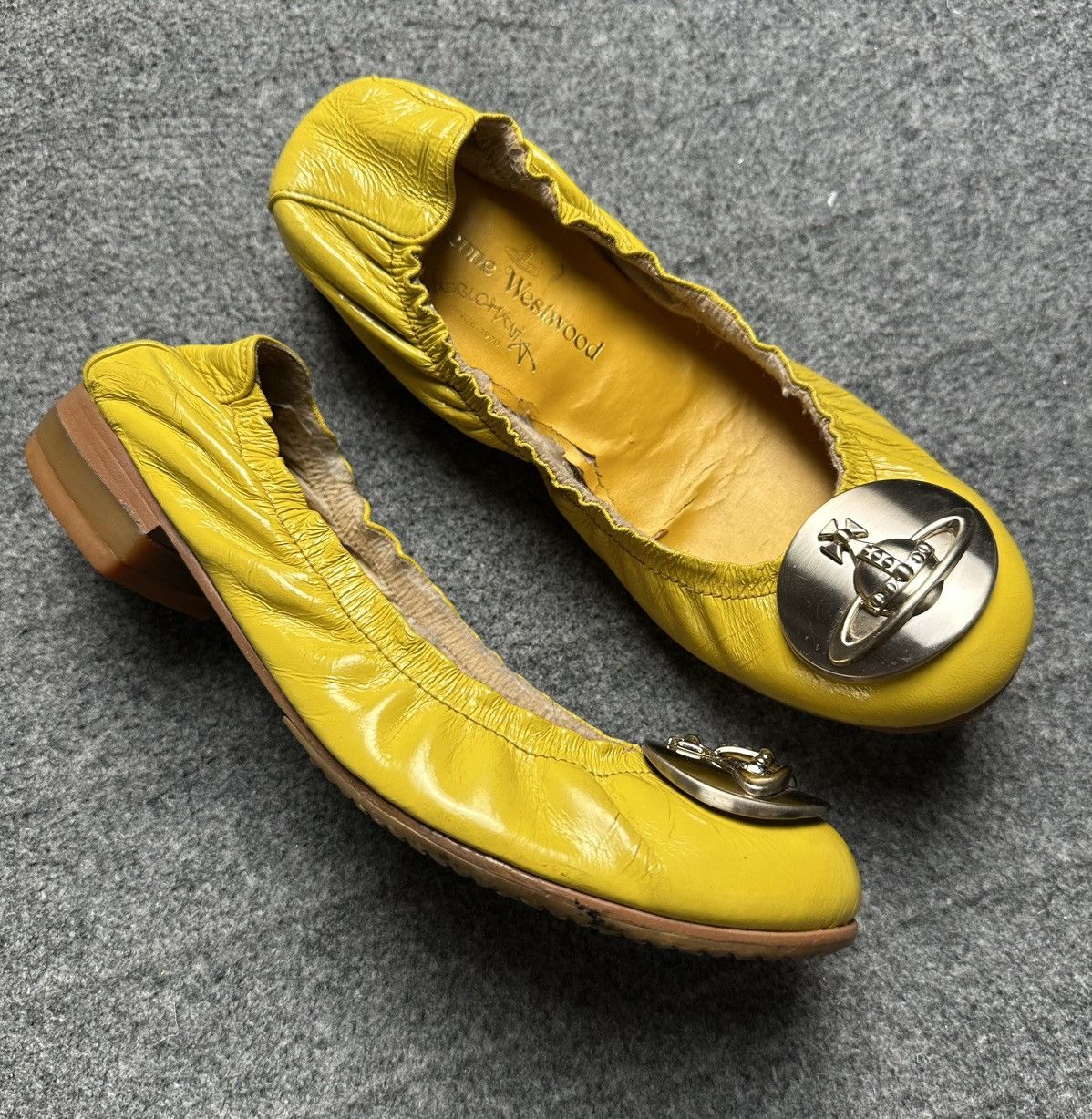 Vivienne Westwood Vivienne Westwood - Anglomania - Patent Leather Orb Logo Size US 6 / IT 36 - 3 Thumbnail