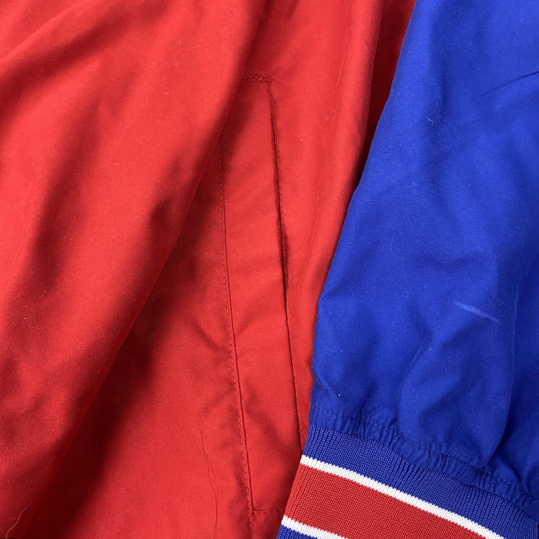 Reebok Vtg Reebok Jacket Mens L Red Colorblock Windbreaker Pullover Zip Side Pockets Logo Size US L / EU 52-54 / 3 - 5 Thumbnail