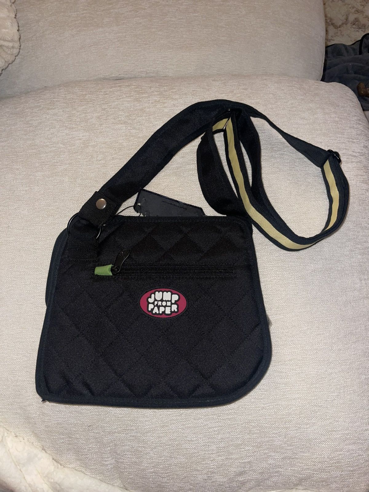 Other Green Jump From Paper Crossbody Size ONE SIZE - 3 Thumbnail
