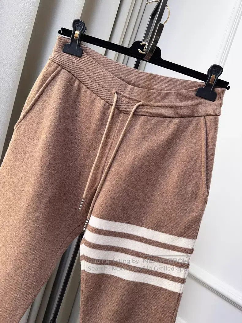 Thom Browne Thom Browne Coffee-colored four-striped sweatpants, casual Size 25" / US 0 / IT 36 - 3 Thumbnail