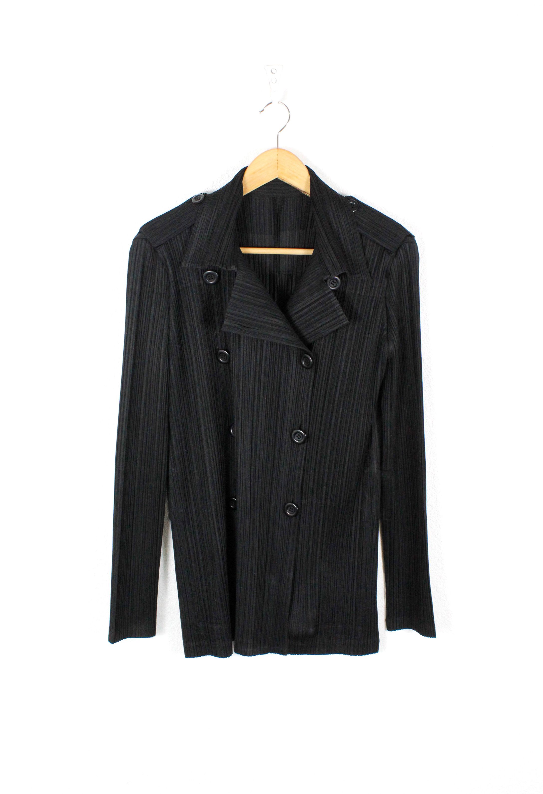 Issey Miyake × Pleats Please Issey Miyake Issey Miyake Pleats Please Black Double Breasted Jacket Size US S / EU 44-46 / 1 - 1 Thumbnail