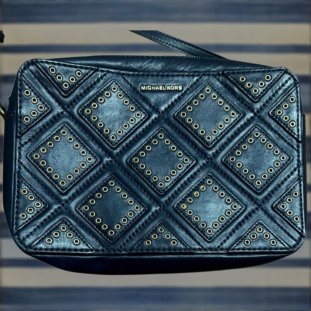 Vintage VINTAGE? No. Michael Kors Diamond Grommet JetSet Travel Leather Crossbody Bag Navy Blue Purse Size ONE SIZE - 1 Thumbnail