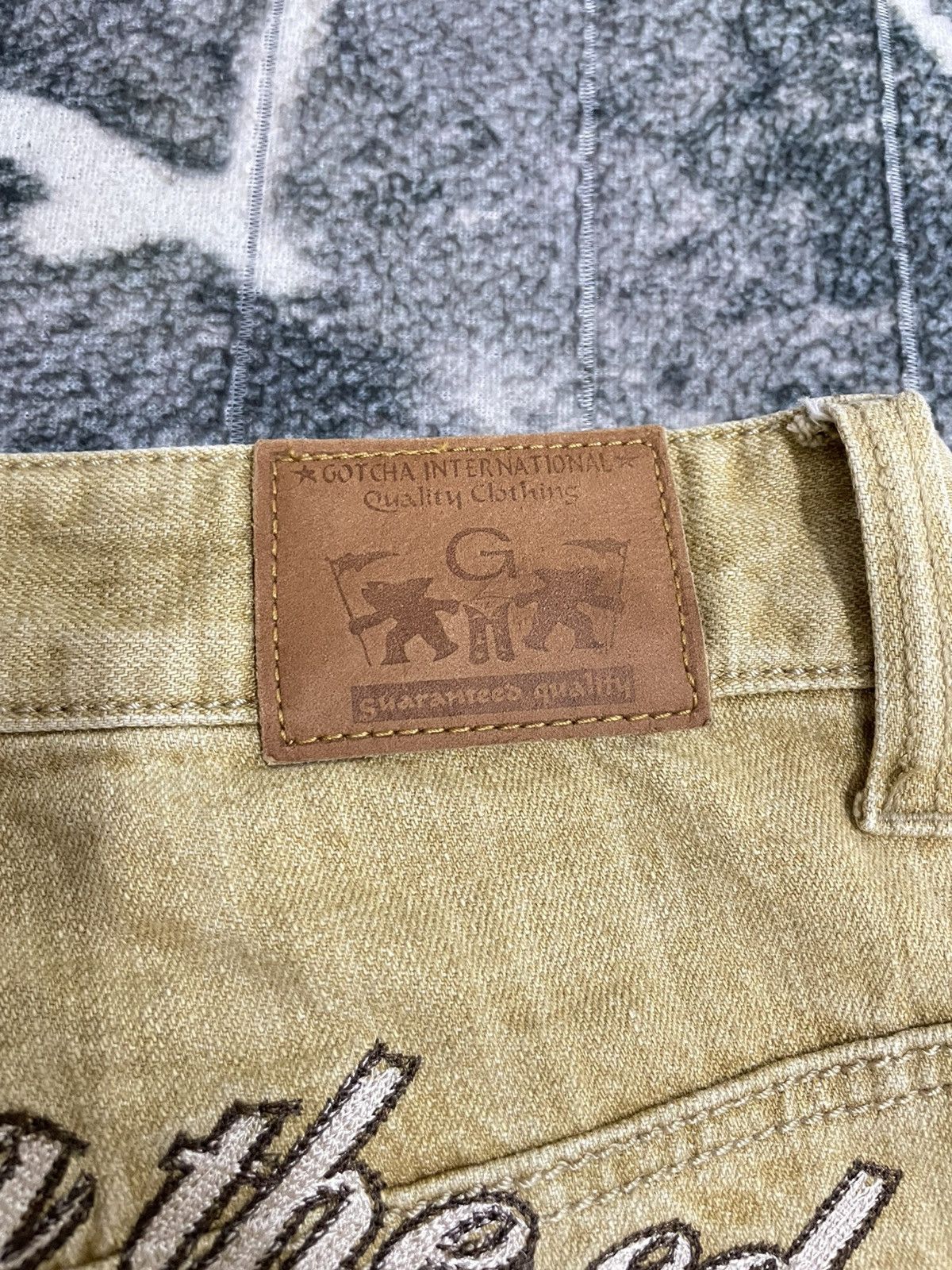 Gotcha VINTAGE CARGO GOTCHA SUF BACK EMBROIDERED DENIM JEANS Size US 32 / EU 48 - 12 Thumbnail