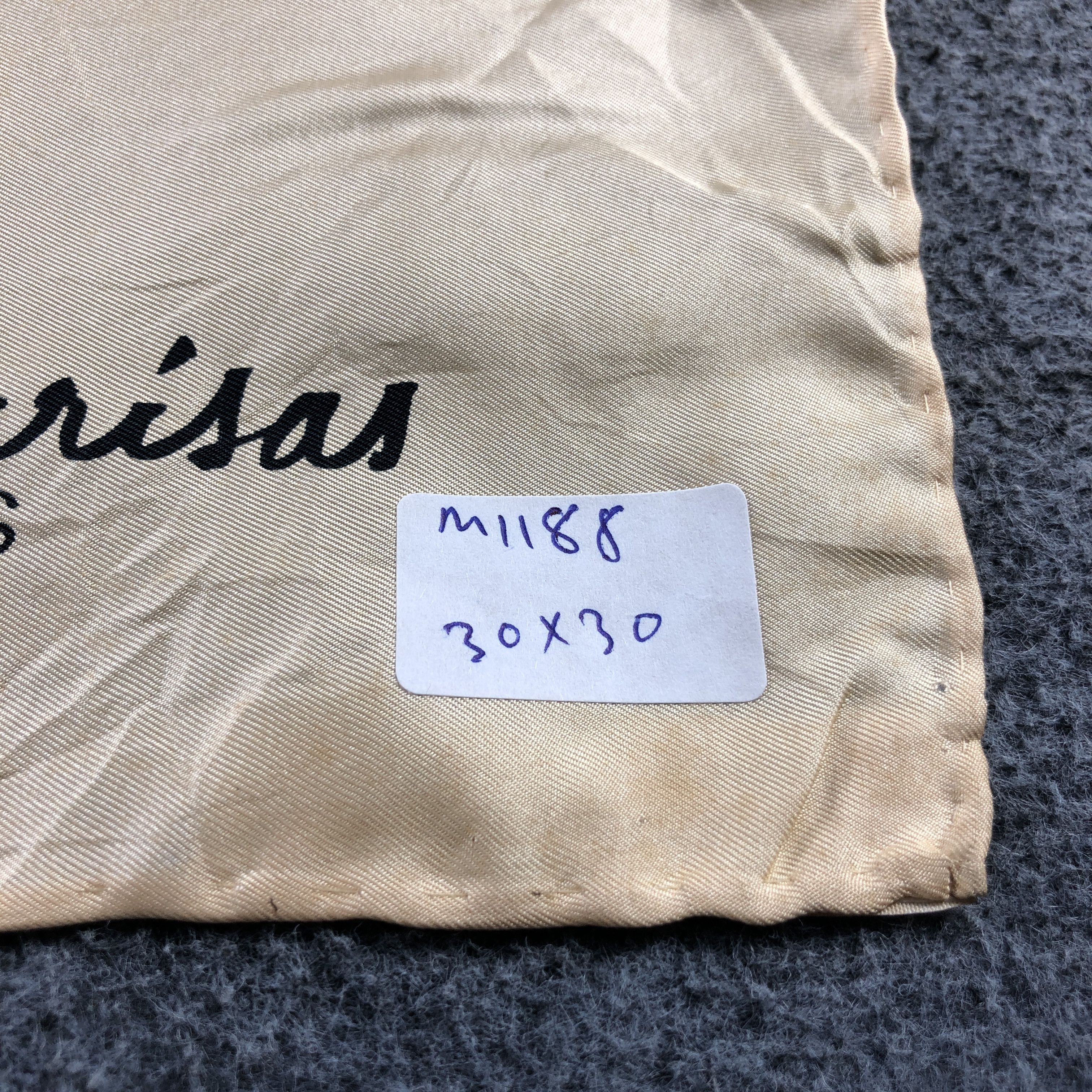 Vintage Yves Vacarisas Silk Scarf M1188 Size ONE SIZE - 12 Thumbnail