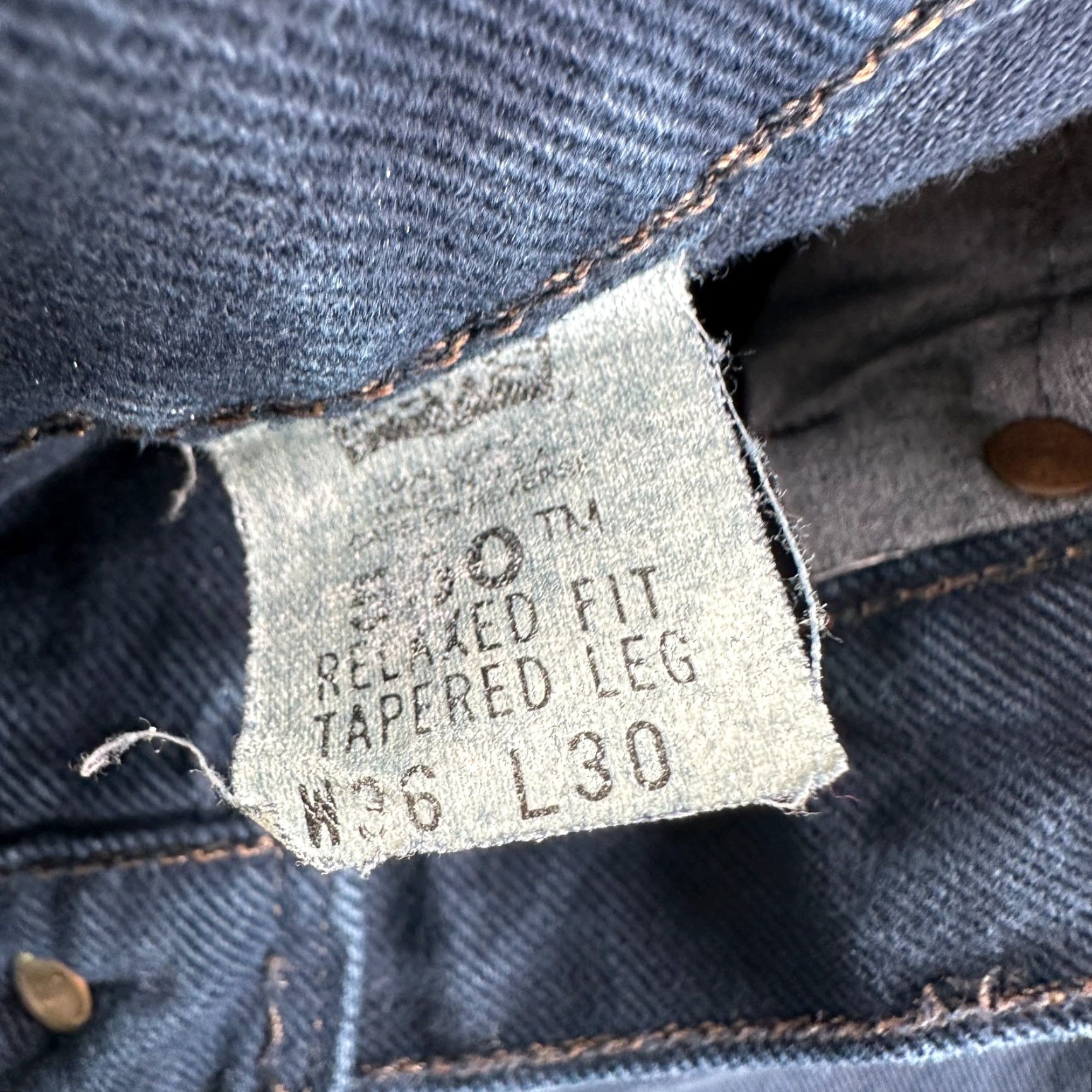 Levi's VINTAGE Levi's 550 Jeans Mens 36x30 Dark Wash Denim Relaxed Fit 90s Made in USA Size US 36 / EU 52 - 7 Thumbnail