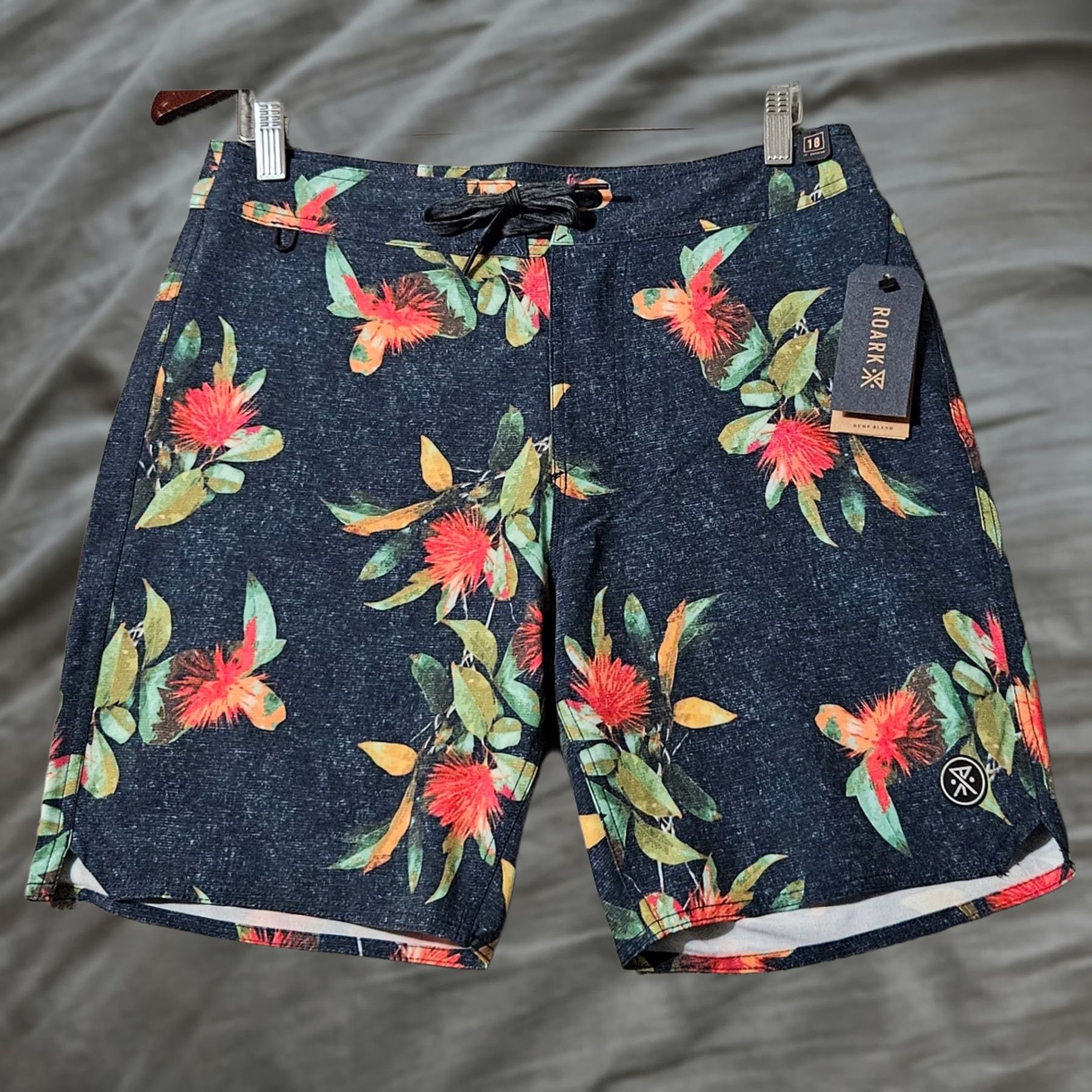 Roark Roark Passage 18" La Selva Board Shorts Swim Navy Size 30 Men's NWT Size US 30 / EU 46 - 1 Thumbnail