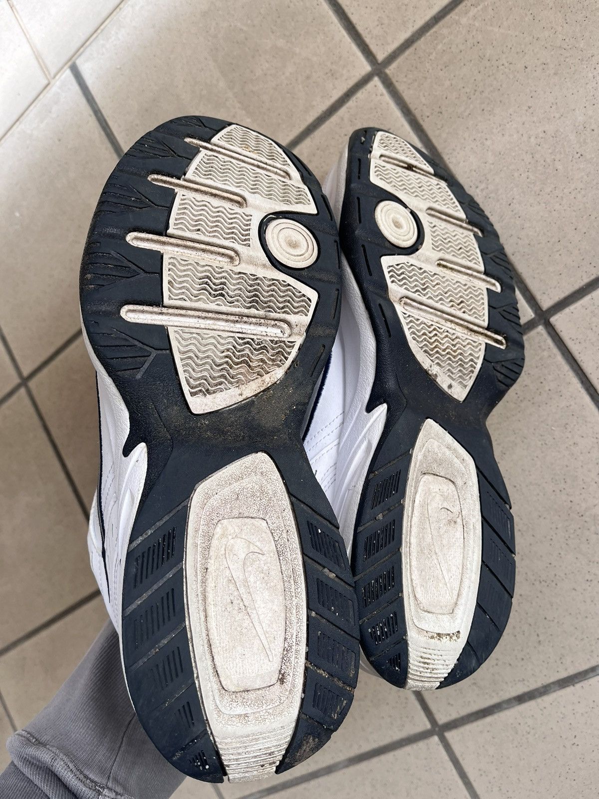 Nike × Vintage Nike Air Monarch dad shoes daddy runners running trainers Size US 10.5 / EU 43-44 - 9 Thumbnail