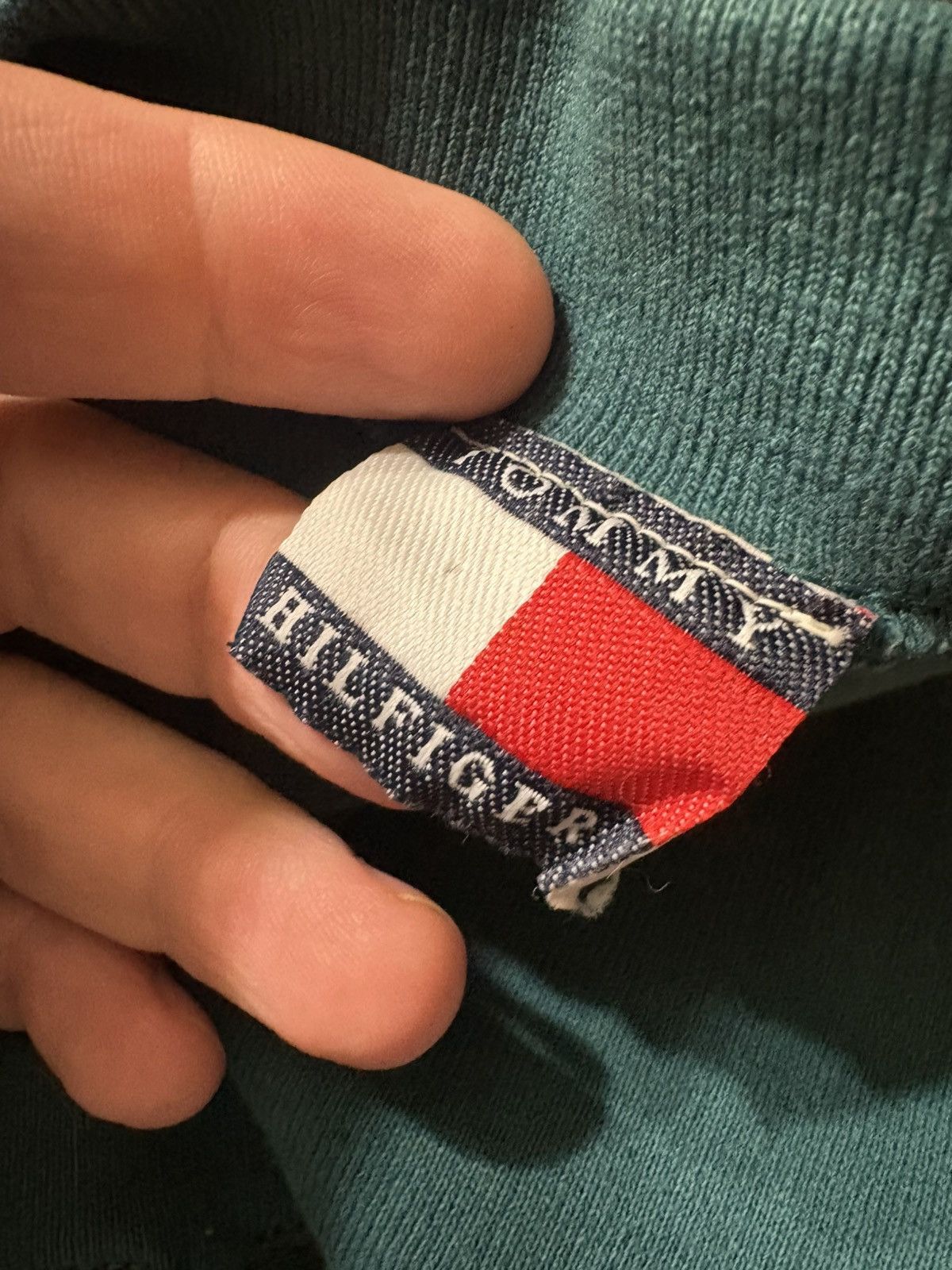 Tommy Hilfiger Vintage Tommy Hilfiger Sweatshirt 90s Crest Preppy Grail Size US XL / EU 56 / 4 - 4 Thumbnail