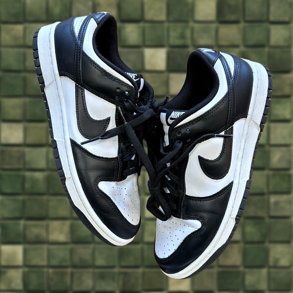 Nike Nike Dunk Low Panda Size 9.5 Black/White DD1391-100 2024 Used Men's Size US 10 / EU 43 - 1 Thumbnail