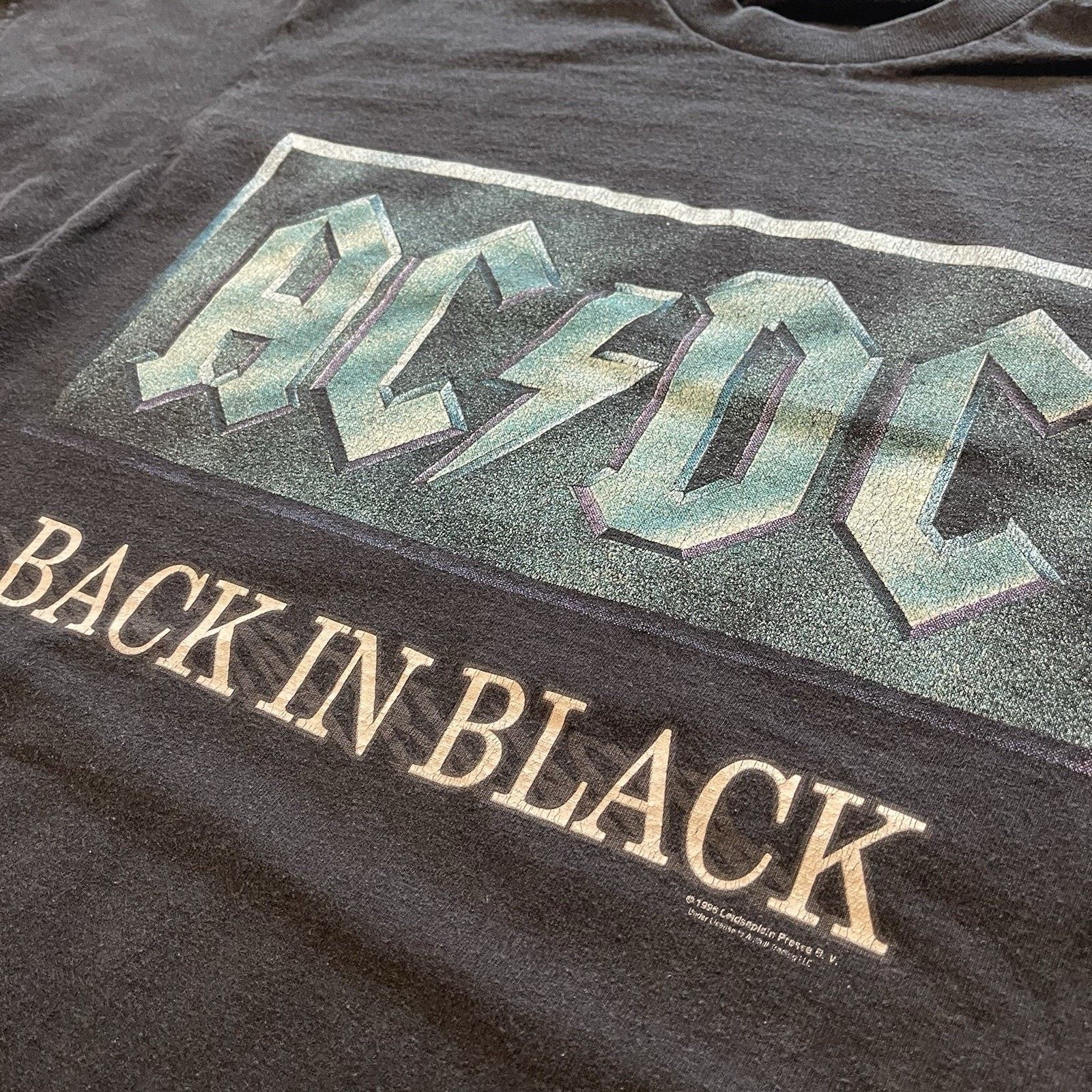 Vintage 96 AC/DC BACK IN BLACK DOUBLE SIDED ALBUM T-SHIRT VTG Fits L Size US L / EU 52-54 / 3 - 4 Thumbnail