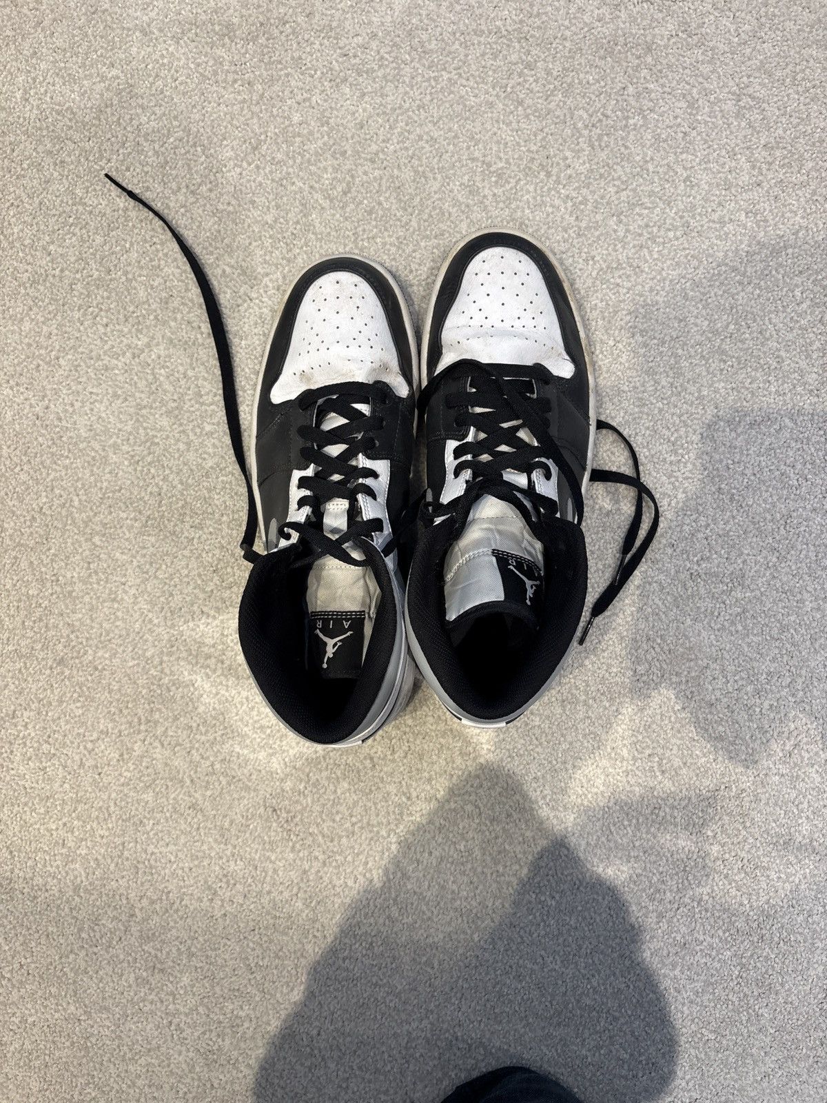 Jordan Brand Jordan 1’s | Black, Grey and White Size US 9.5 / EU 42-43 - 2 Thumbnail