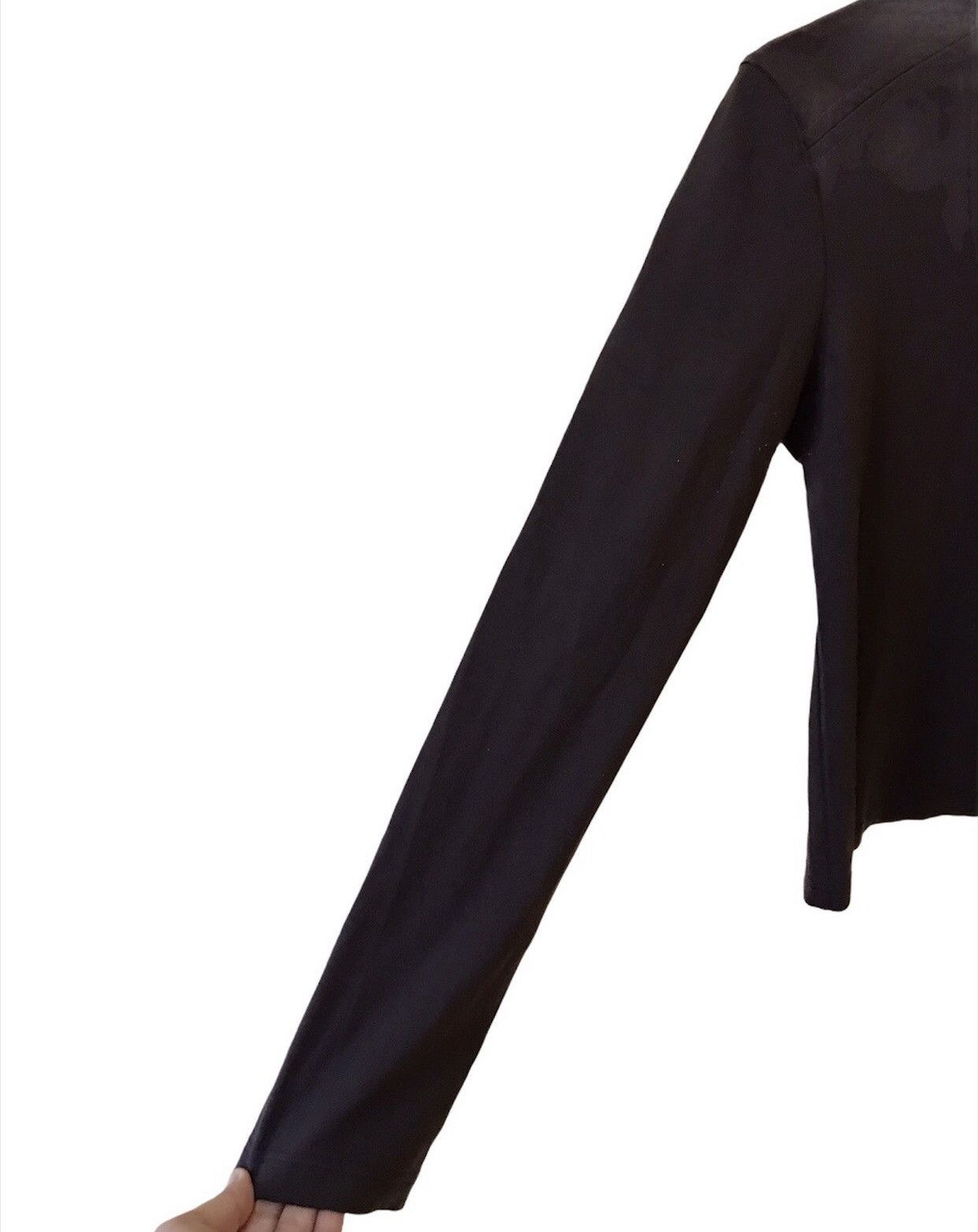 Fendi Fendi Small Logo V-Neck Long Sleeve Tee Size M / US 6-8 / IT 42-44 - 3 Thumbnail