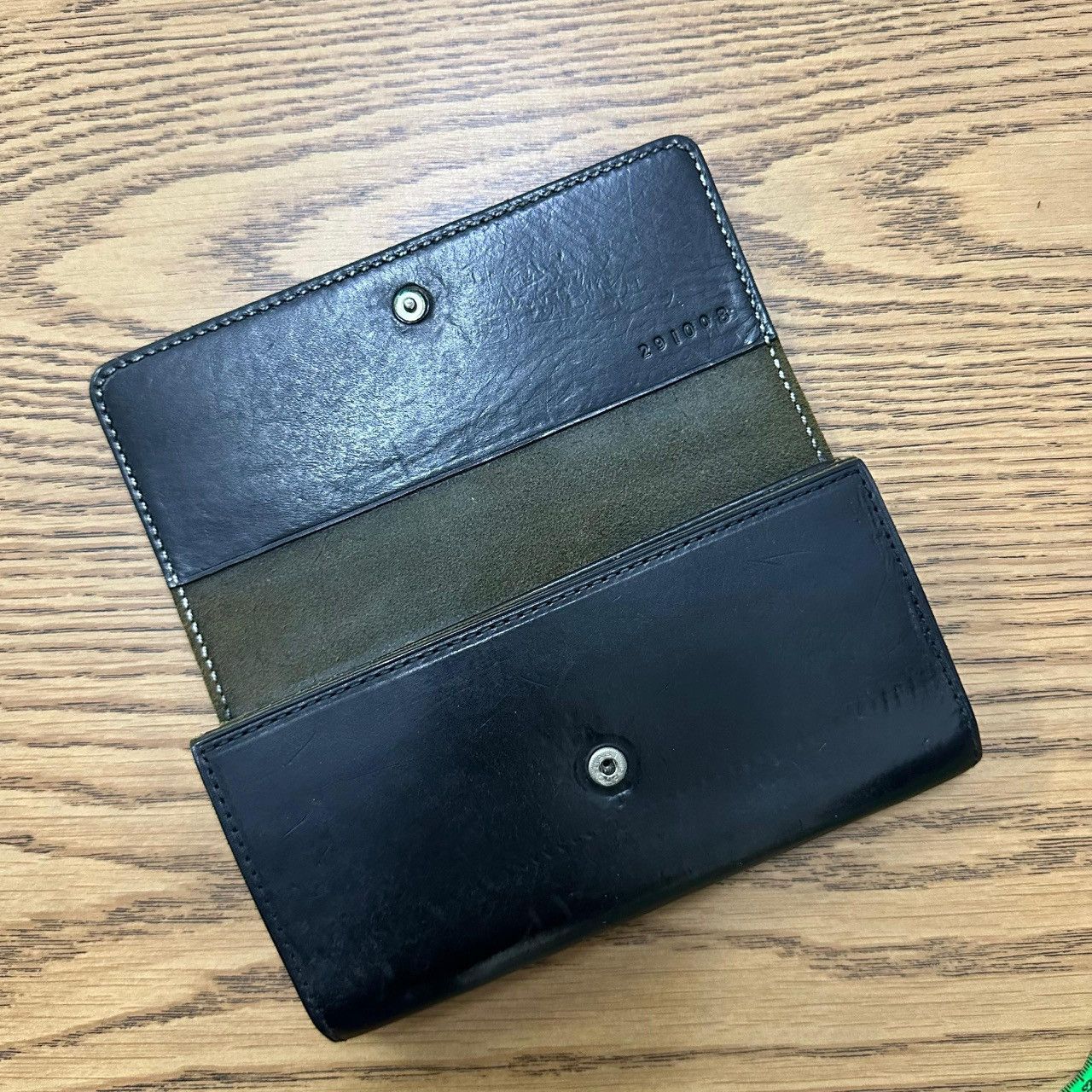 Japanese Brand Vintage Artisan Leather Wallet w/ Riri Zip & HATO Size ONE SIZE - 4 Thumbnail