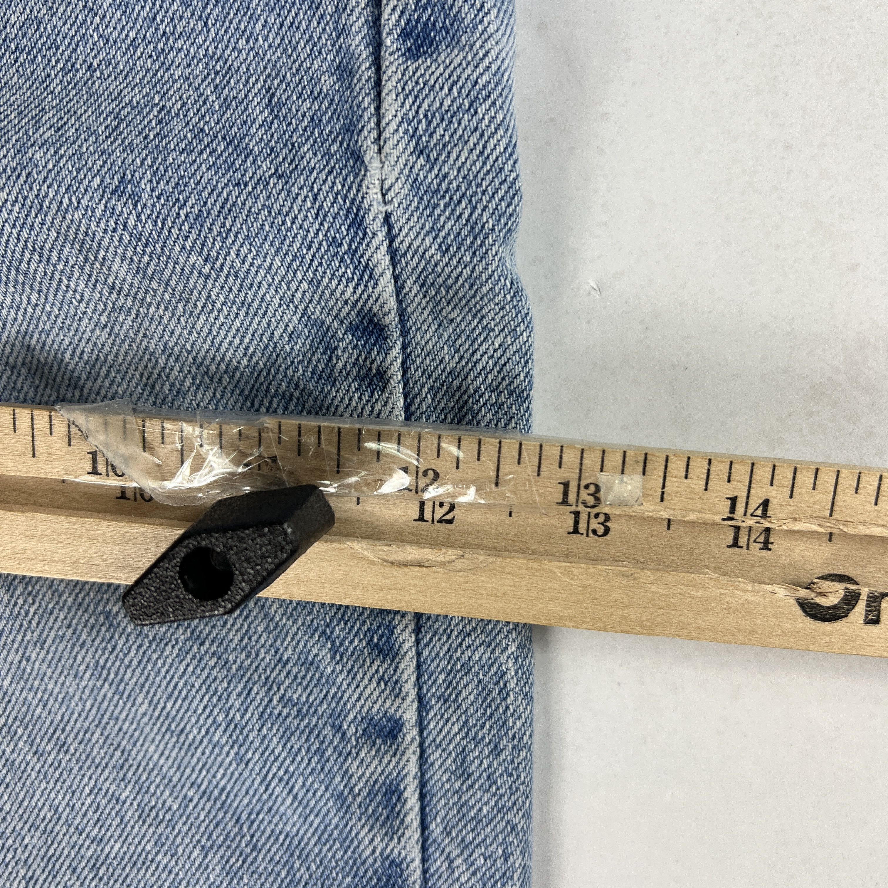 Levi's × Vintage Y2K Levi's Jeans 550 Relaxed Light Blue Faded Cotton Denim Size US 35 - 22 Thumbnail