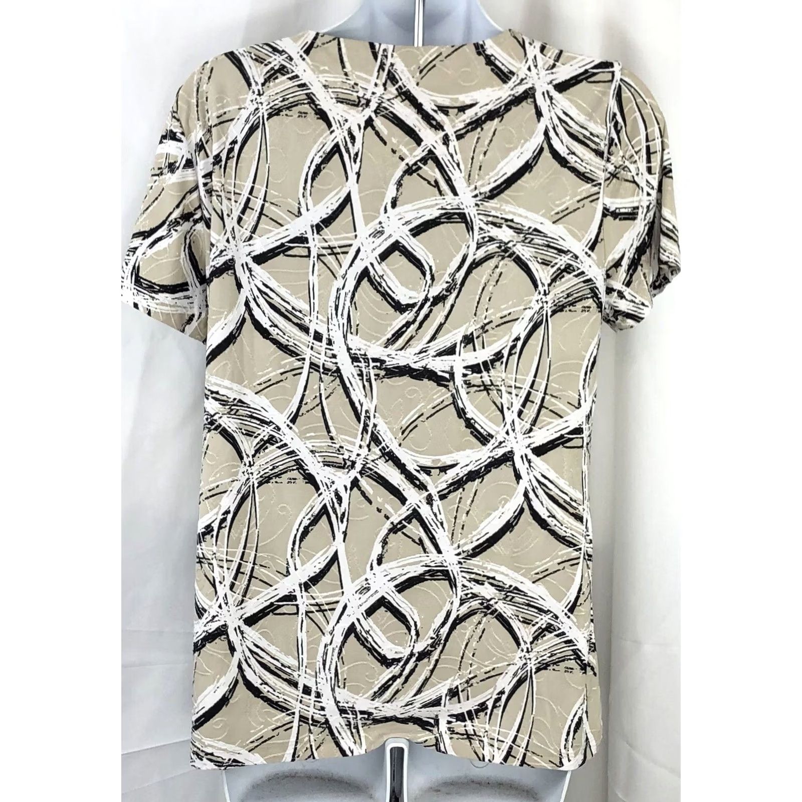 JM Collection Jm collection silky top Tee S Tan Blk Geo ShortSleeve Boho Hippie Festival Size S / US 4 / IT 40 - 3 Thumbnail
