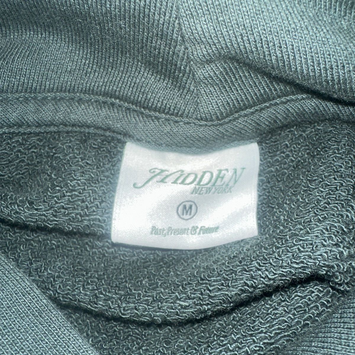 HIDDEN HIDDEN NY Mini Logo Hoodie Dark Green FW22 - Size M Size US M / EU 48-50 / 2 - 4 Thumbnail