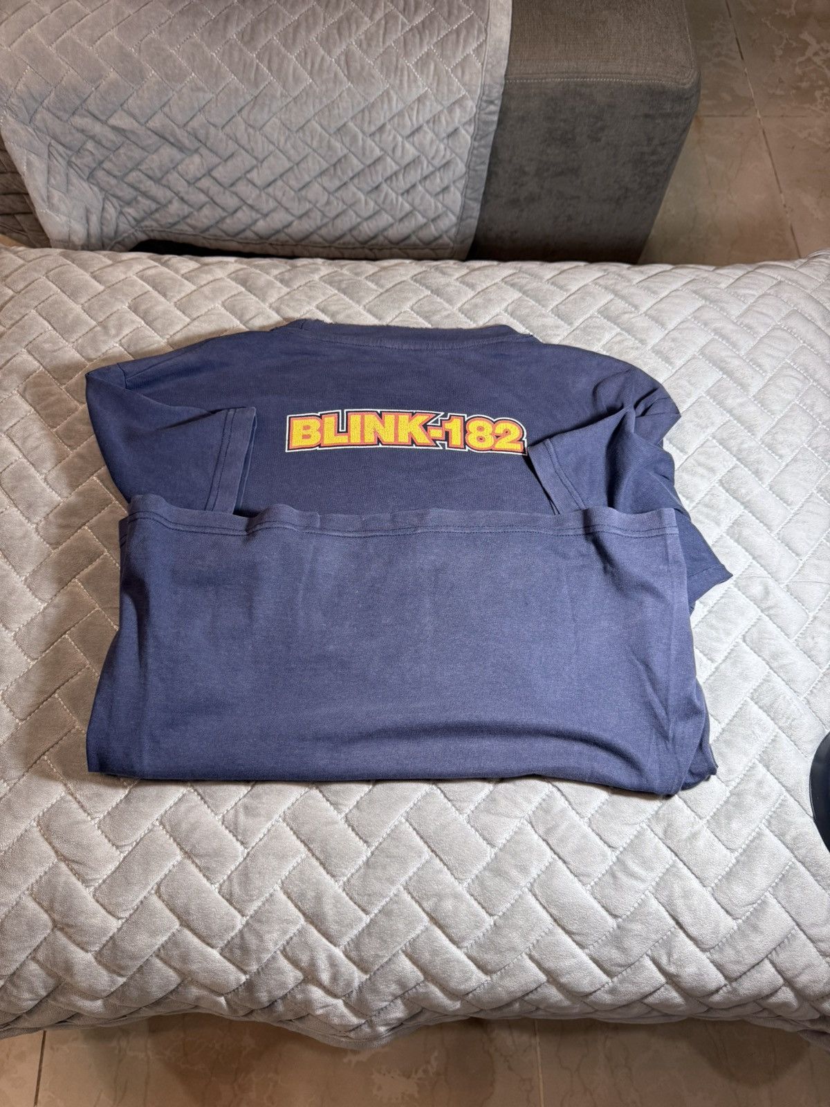 Vintage 2000 Blink 182 Japanese Devil Size US M / EU 48-50 / 2 - 2 Thumbnail