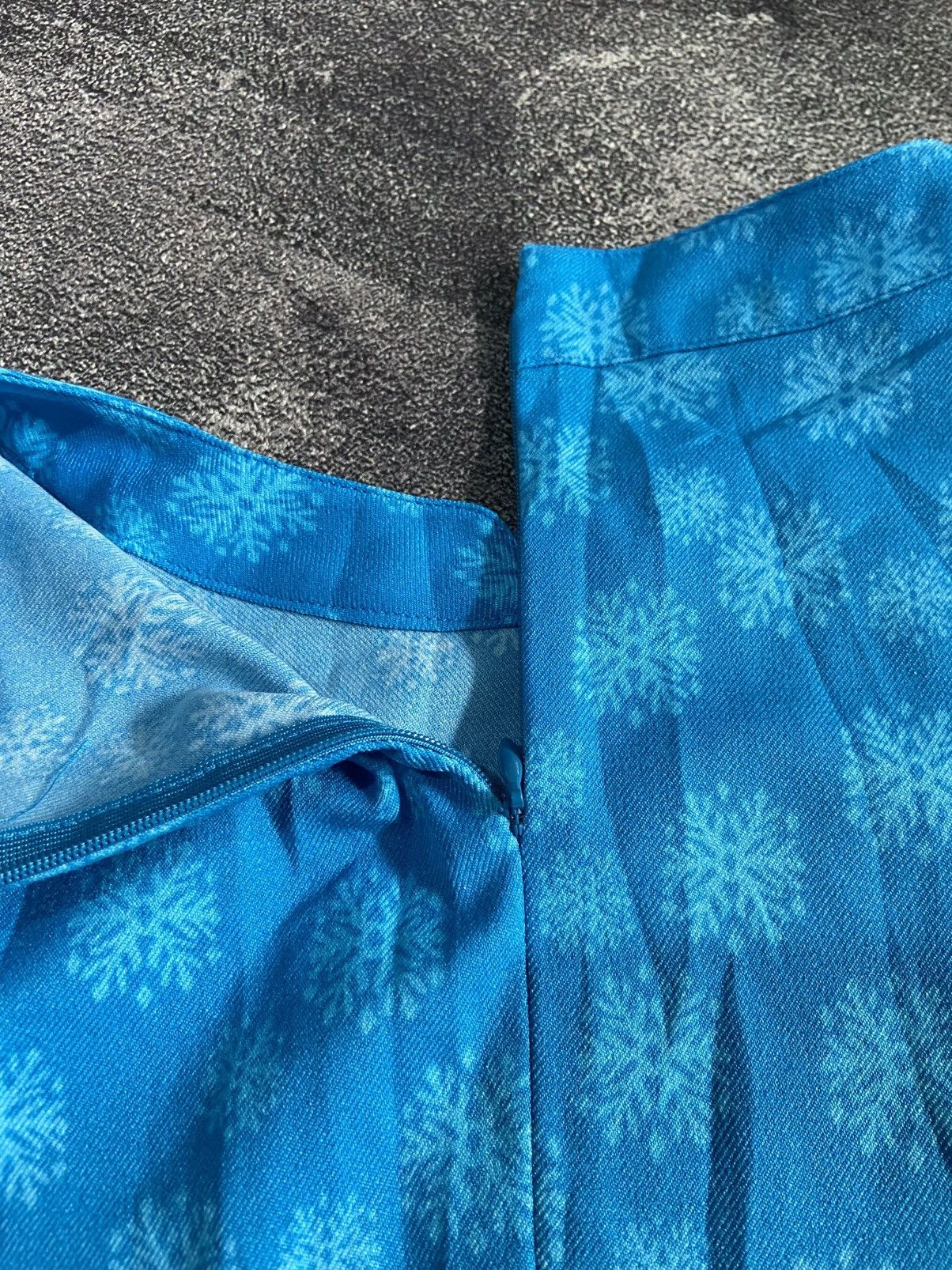 Designer × Japanese Brand × Junko Shimada Part 2 By Junko Shimada V Neck Blue Size US M / EU 48-50 / 2 - 7 Thumbnail