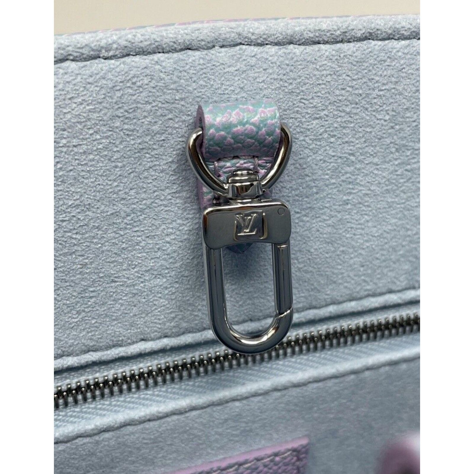 Louis Vuitton Louis Vuitton OnTheGo PM tote 2022 Stardust Lilas Purple Size ONE SIZE - 11 Thumbnail