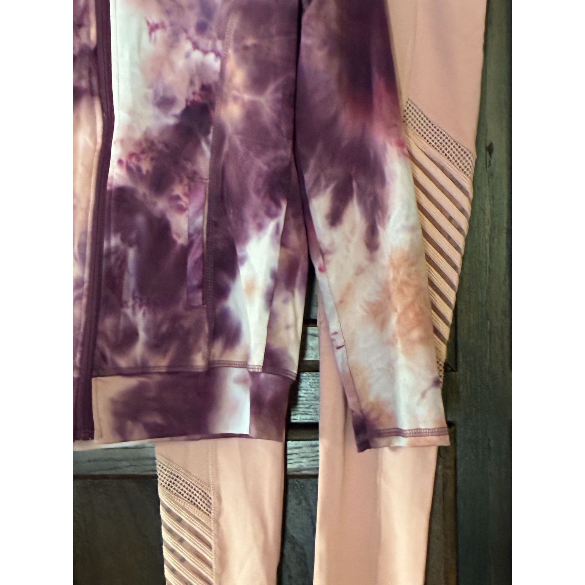 Other Lydia Tie Dye Athletic Workout Set Mesh Accent Leggings & Zi Size 32" / US 10 / IT 46 - 3 Thumbnail