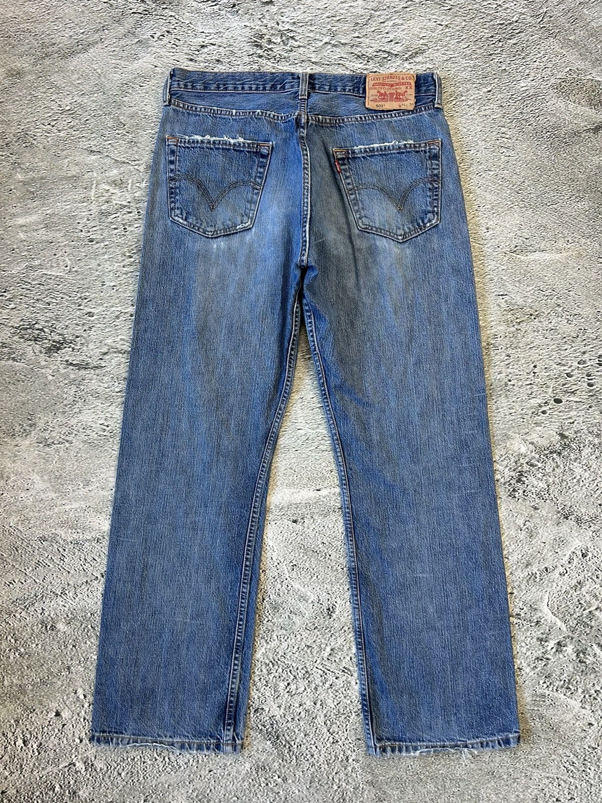 Levi's × Vintage Levi’s 501 vintage blue jeans denim pants Size US 34 / EU 50 - 1 Thumbnail