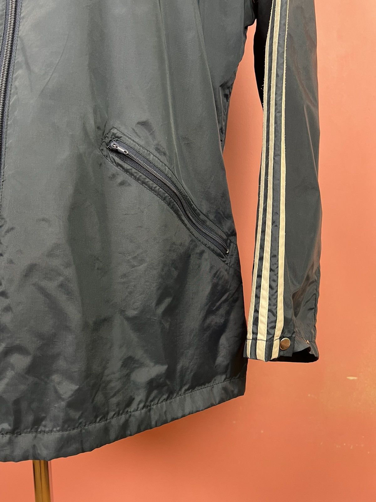 Adidas Adidas vintage rare raincoat jacket streetwear Size US M / EU 48-50 / 2 - 4 Thumbnail