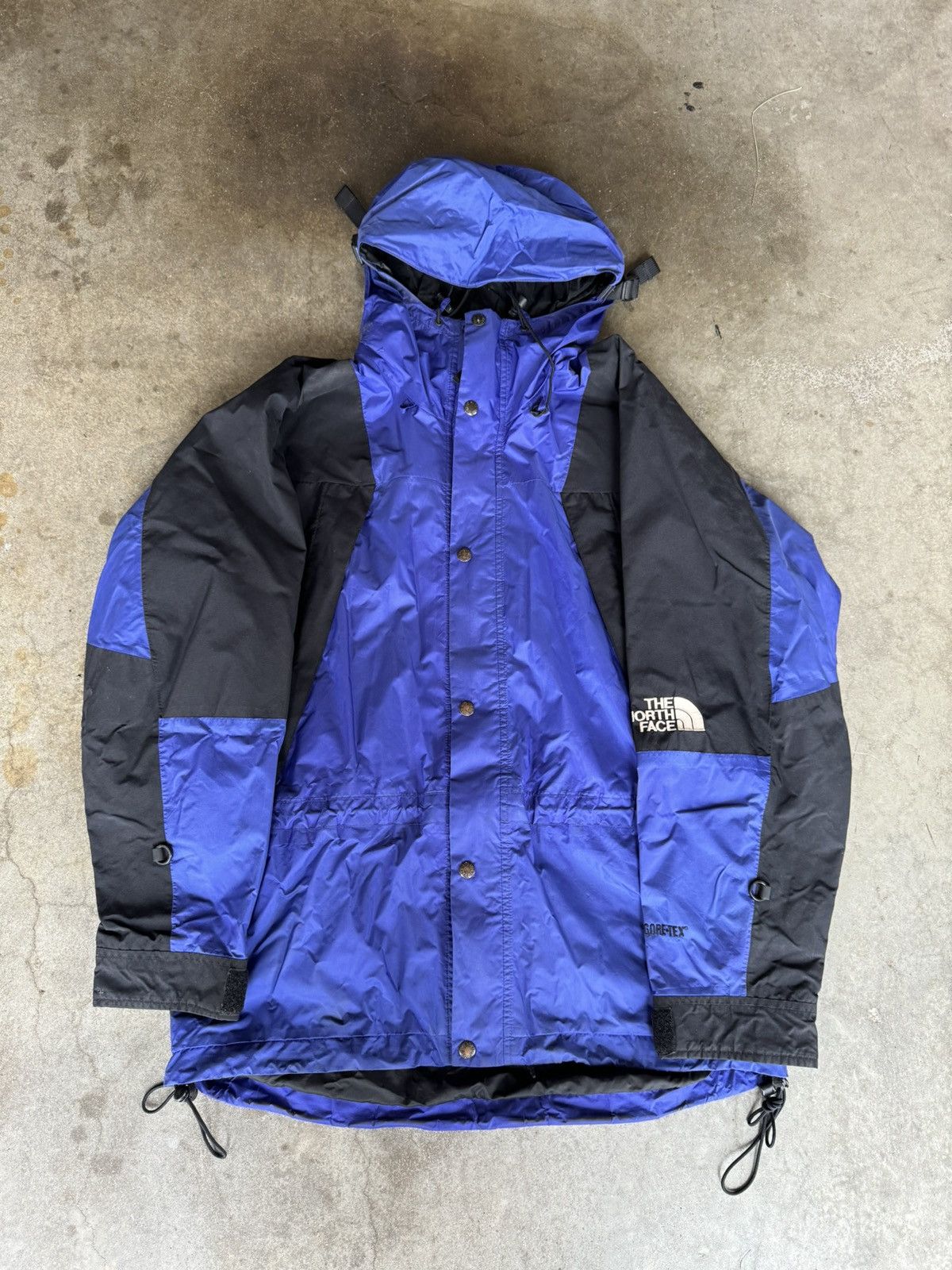 The North Face Vintage TNF The North Face Mountain Light Jacket Aztec Blue Size US M / EU 48-50 / 2 - 2 Thumbnail