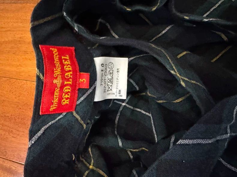 Vivienne Westwood Vivienne Westwood size3 Irregular pleated skirt Size M / US 6-8 / IT 42-44 - 2 Thumbnail