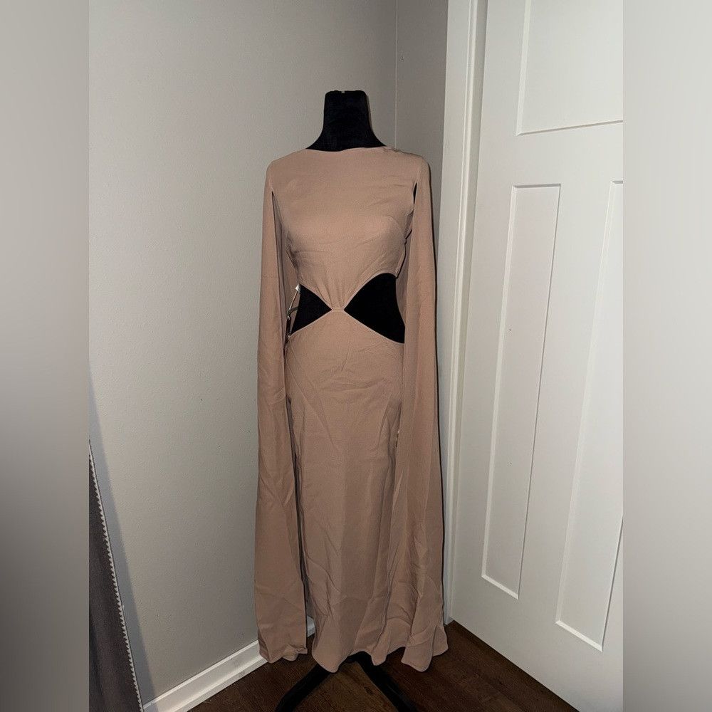 Valentino New | Valentino CAPE-EFFECT CUTOUT SILK MIDI DRESS IN BEIGE Size M / US 6-8 / IT 42-44 - 3 Thumbnail