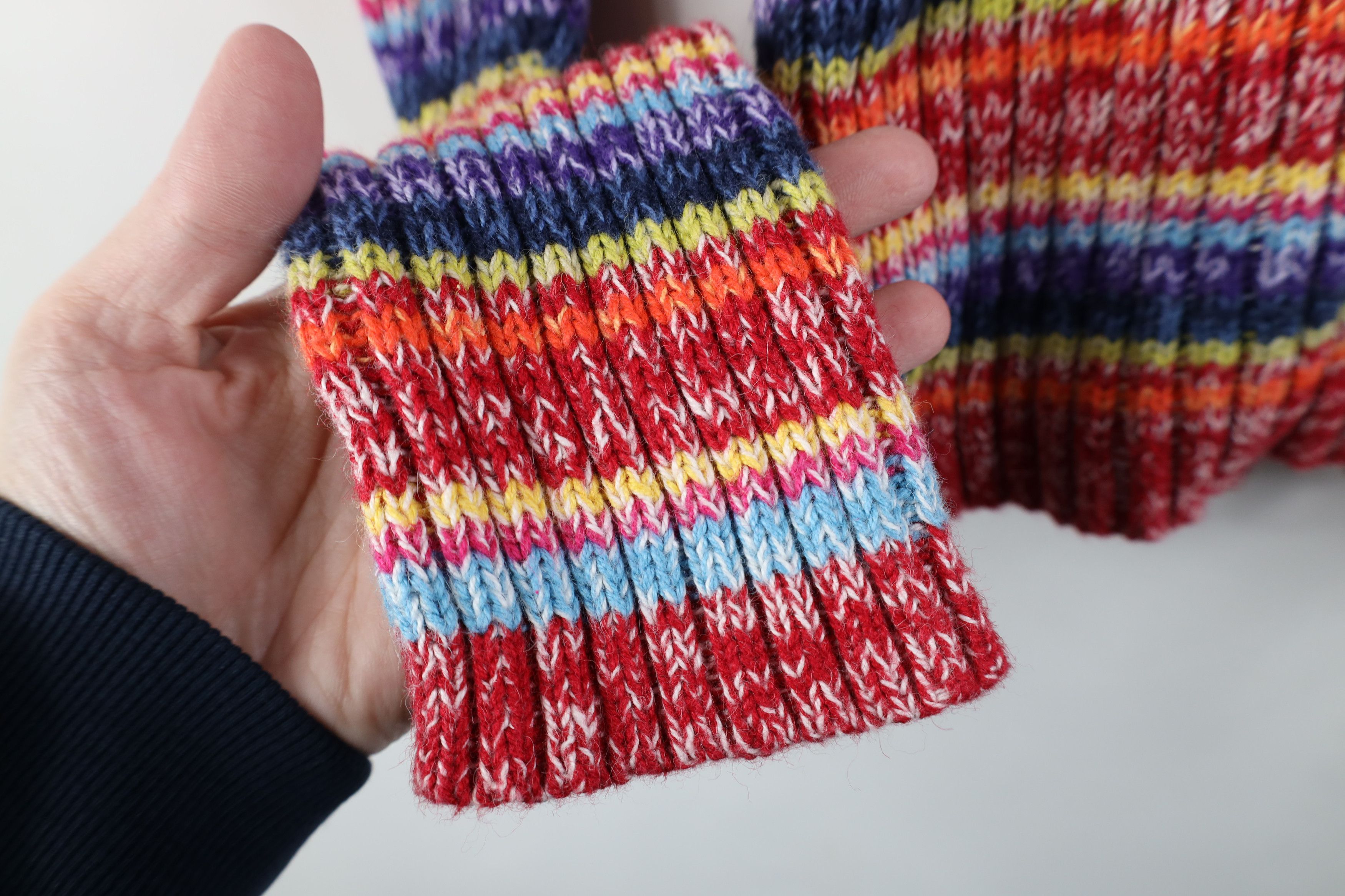 Vintage Vintage 90s Streetwear Rainbow Knit Turtleneck Sweater Size L / US 10 / IT 46 - 4 Thumbnail